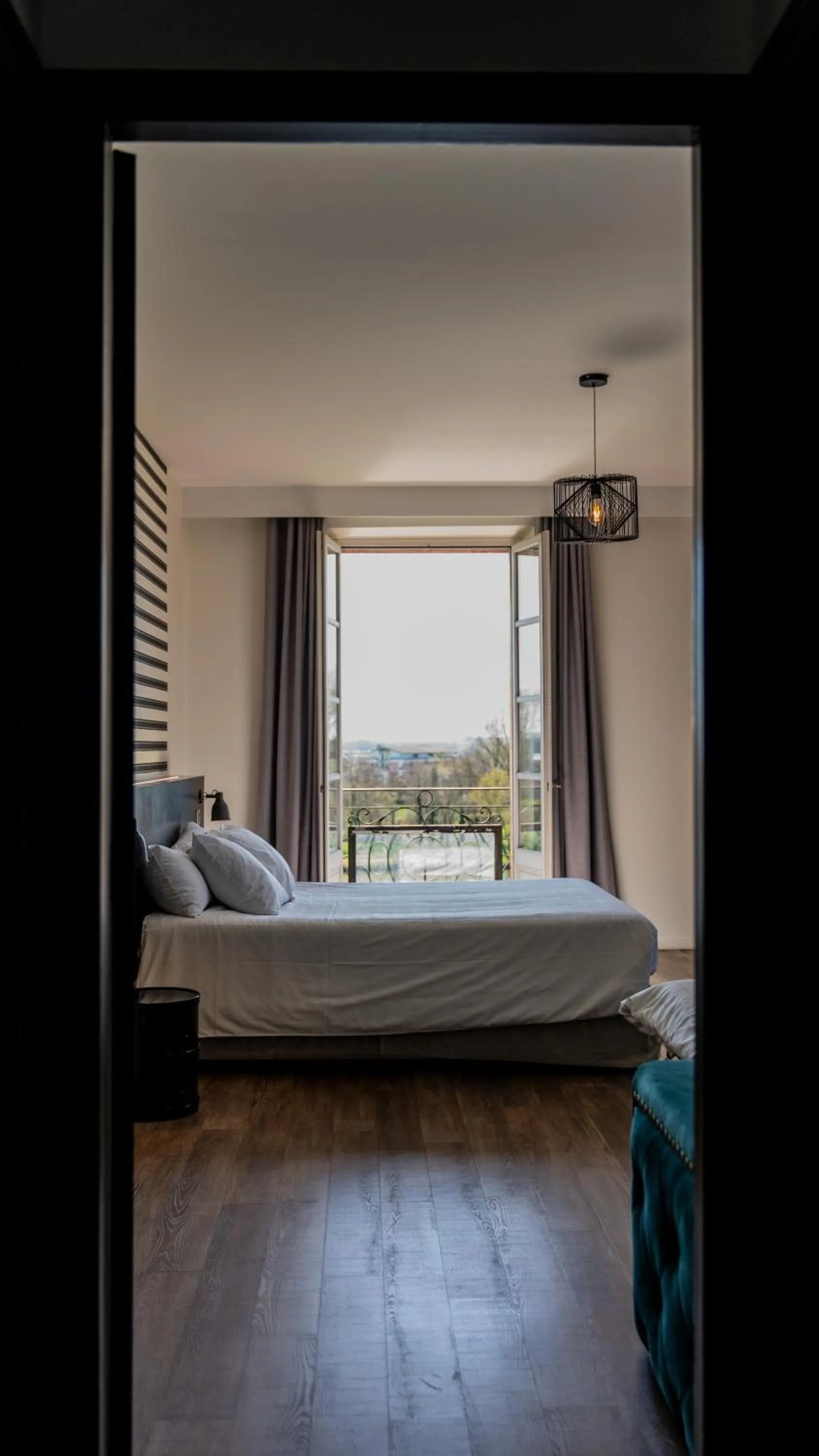 Photo of the whole room, Bed in Hôtel & Restaurant Le Moulin de Moissac