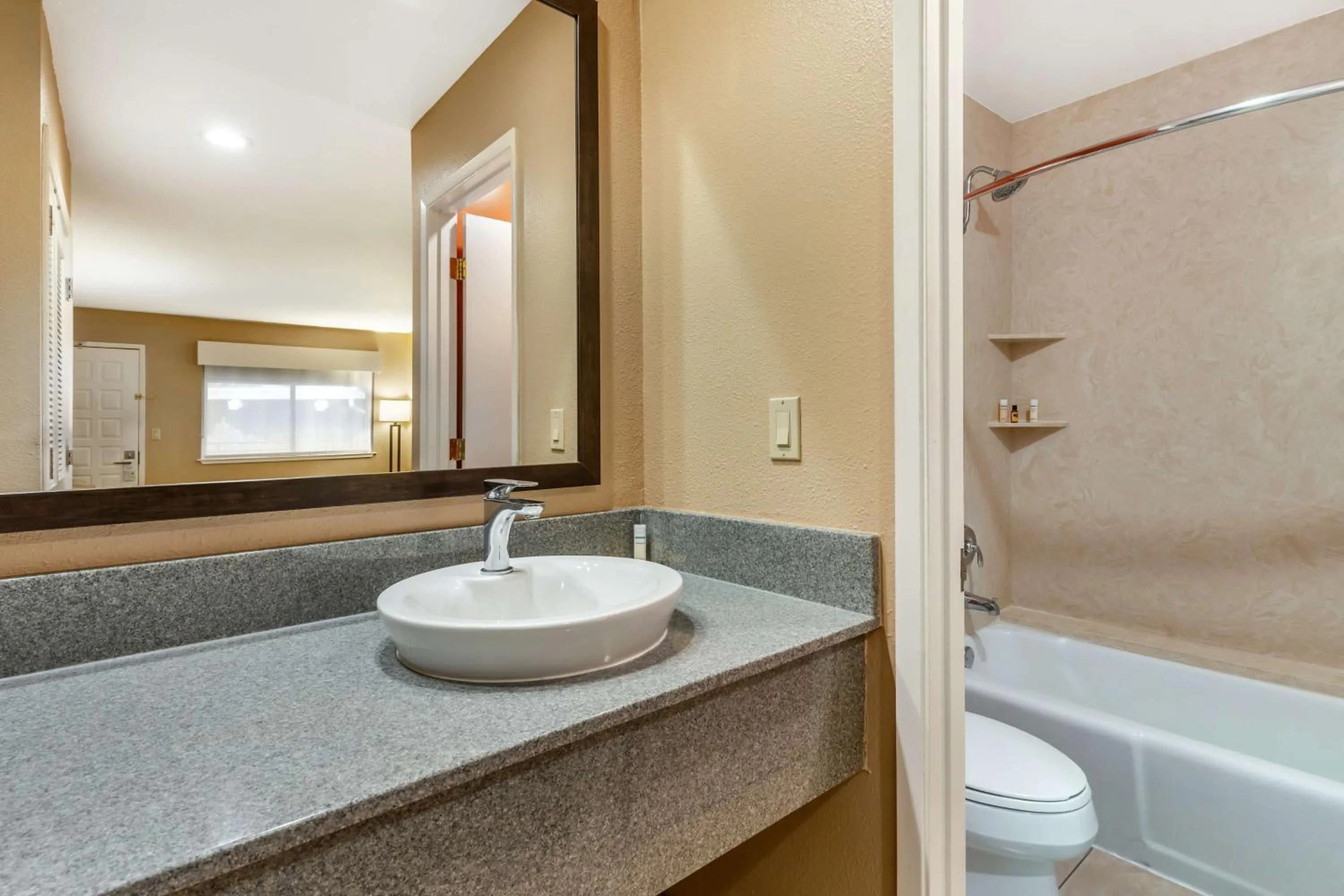 Bathroom in Best Western Plus Inn Scotts Valley