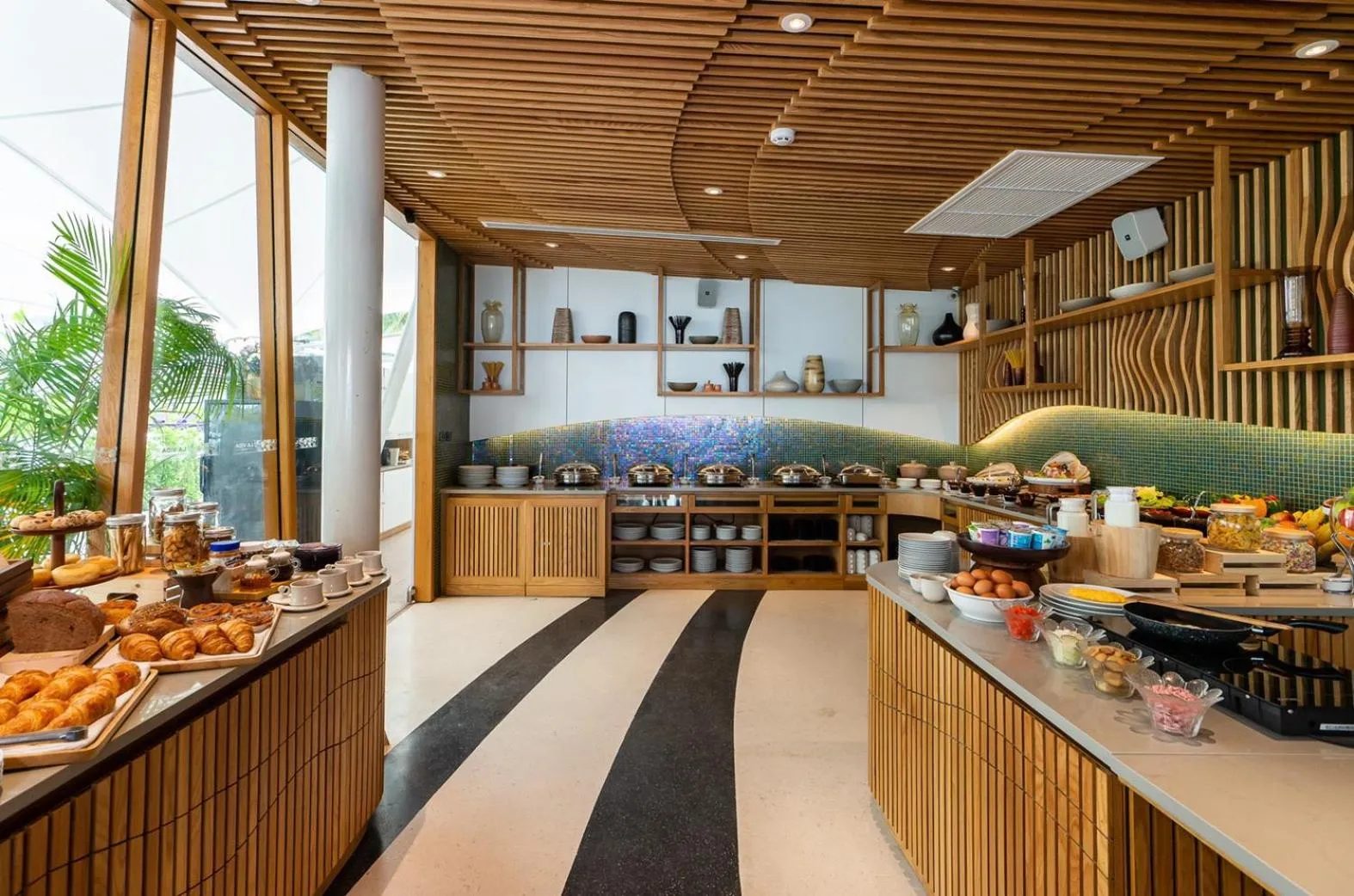 Breakfast in La Vida Samui