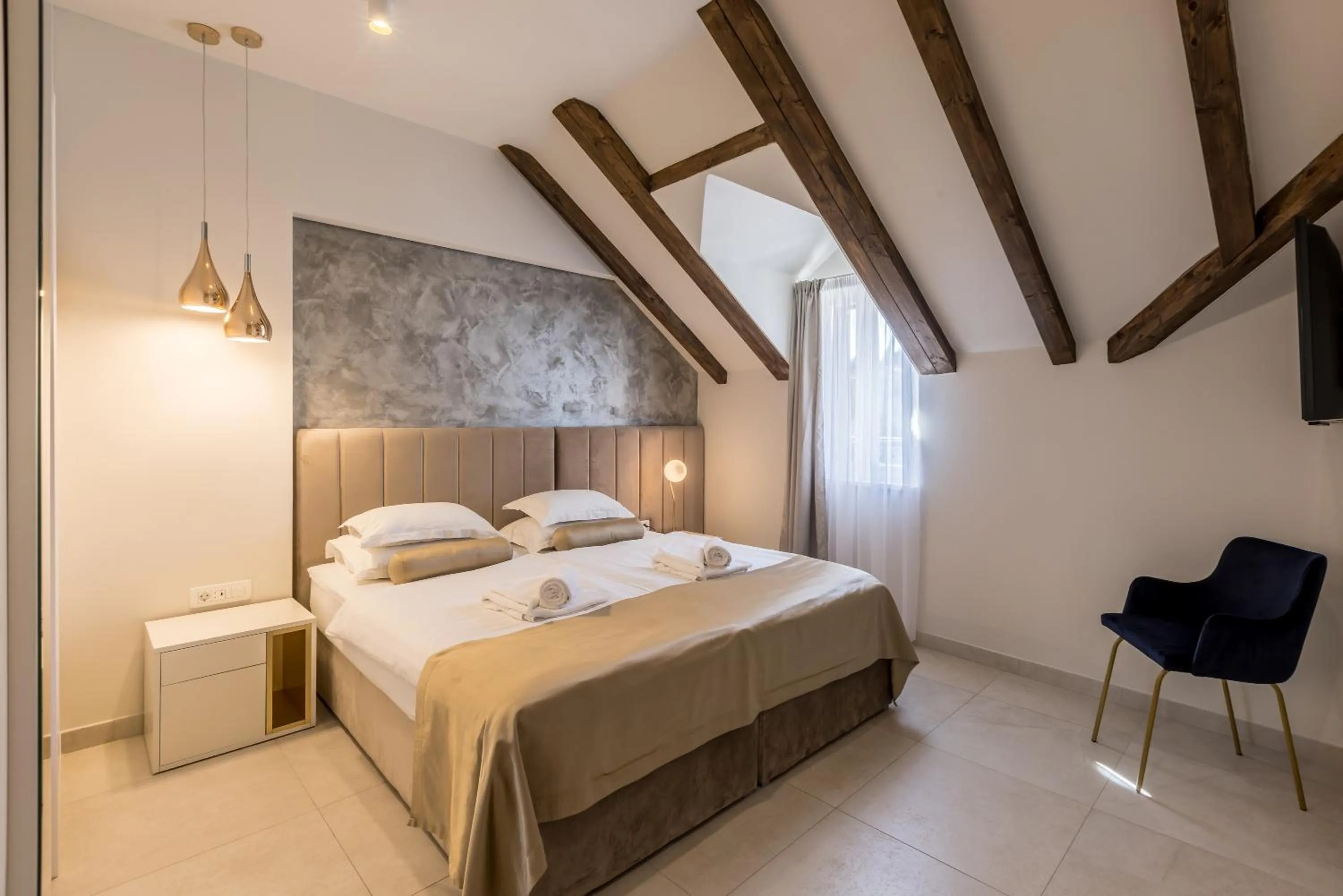 Bed in Sperone Hotel