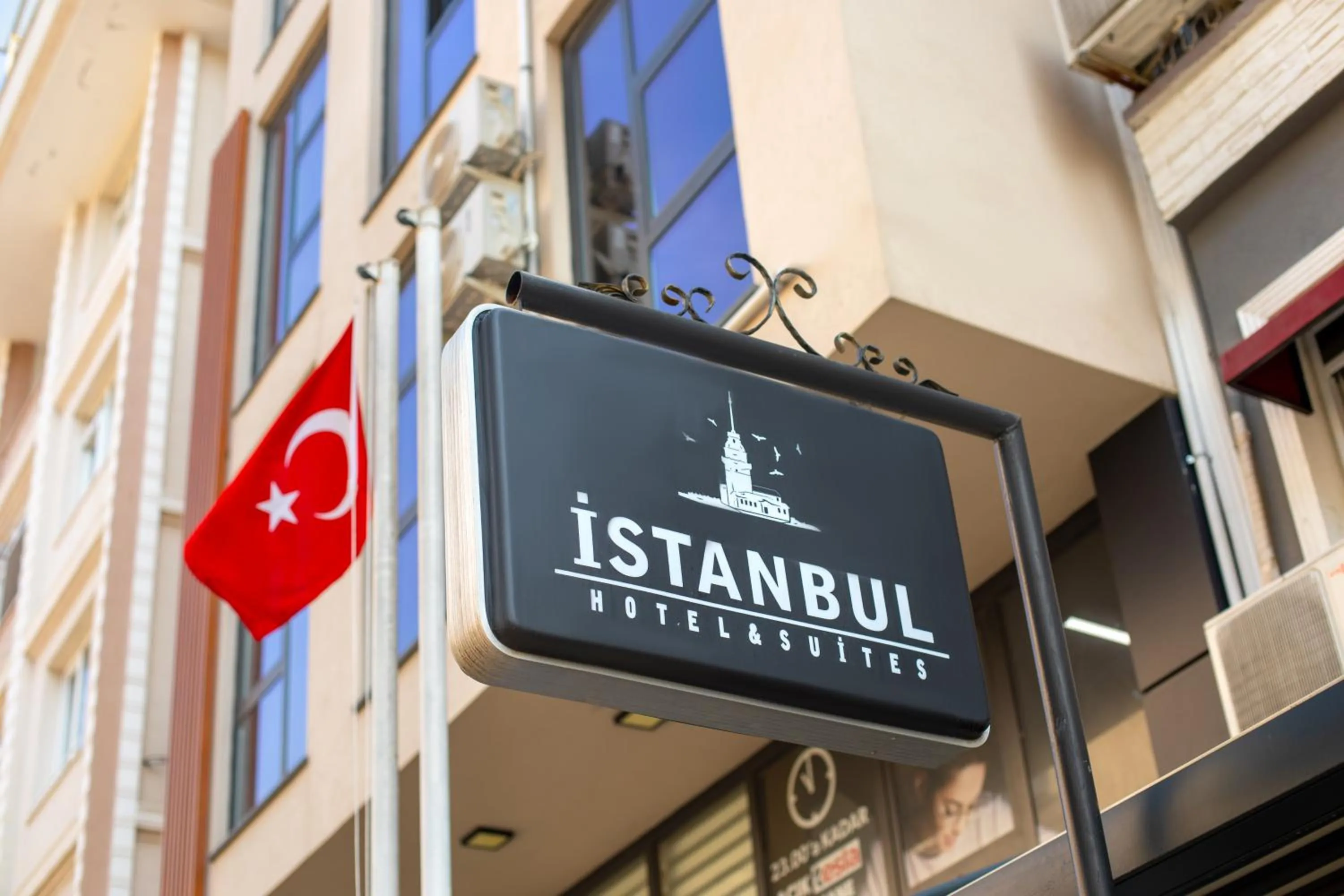 Logo/Certificate/Sign in İstanbul Hotel & Suites