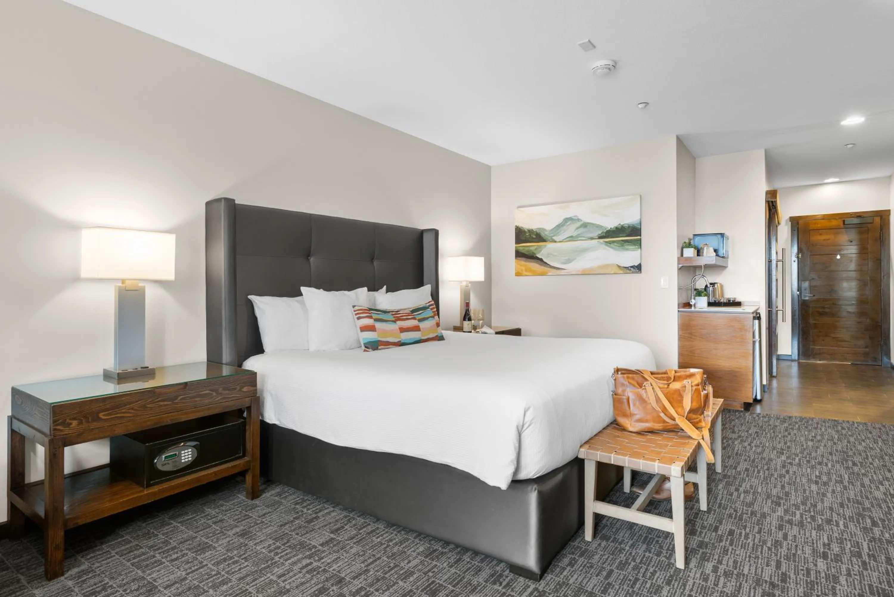 Bedroom, Bed in Oxford Hotel Bend