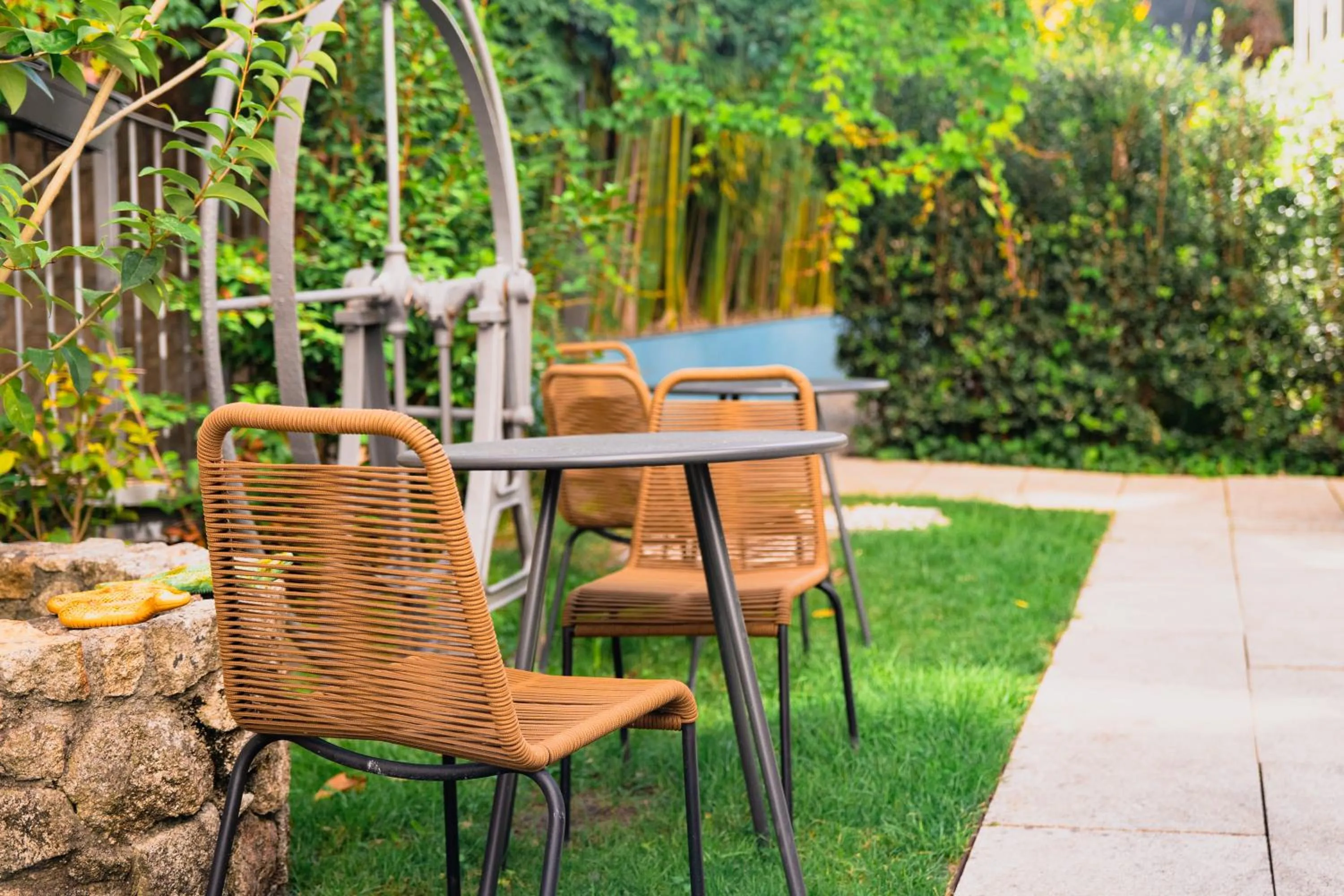 Spring in Jardim da Batalha Boutique Hotel by Shiadu