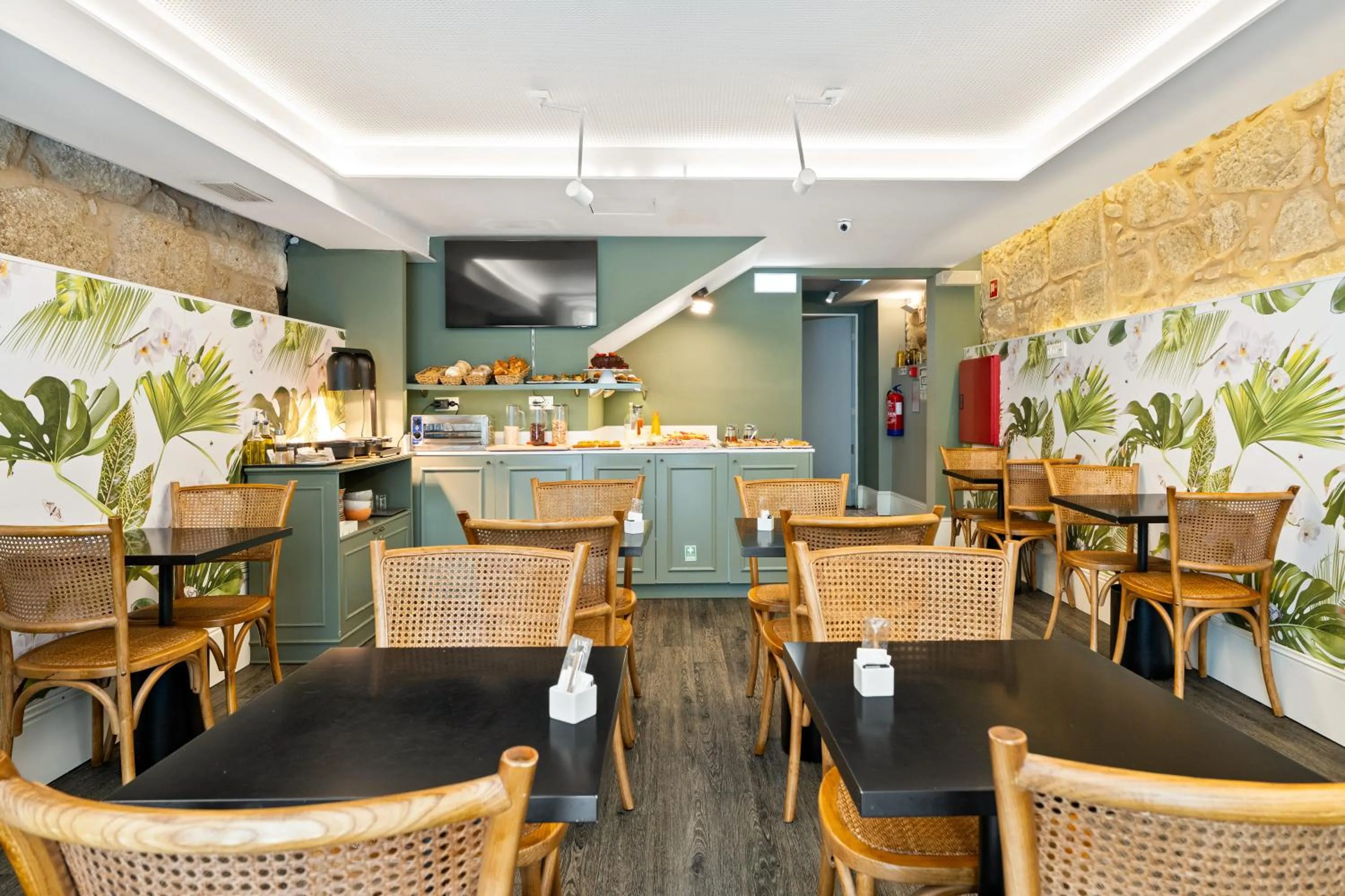 Food and drinks in Jardim da Batalha Boutique Hotel by Shiadu