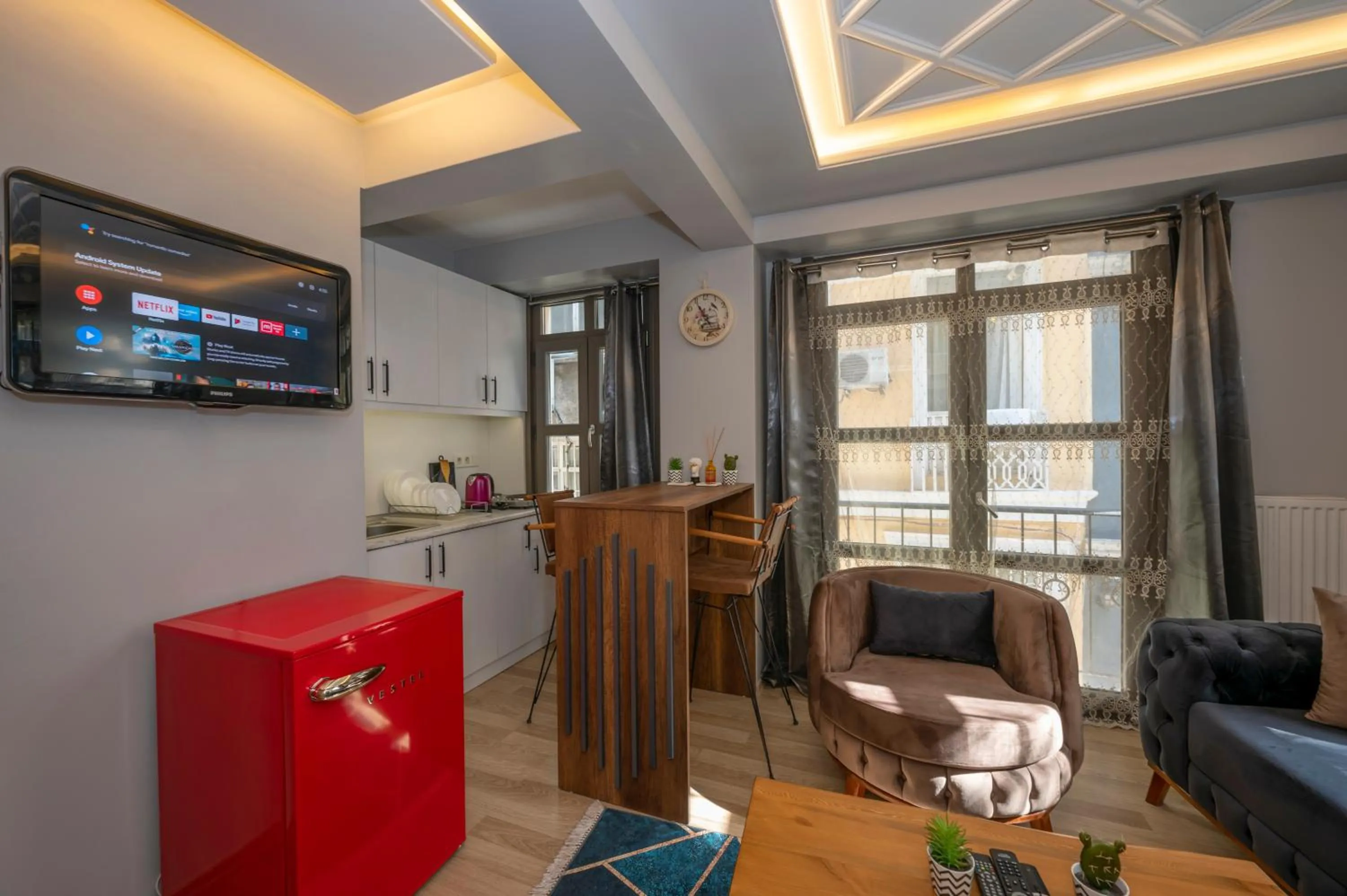 TV and multimedia in Dorne Suite Taksim Hotel