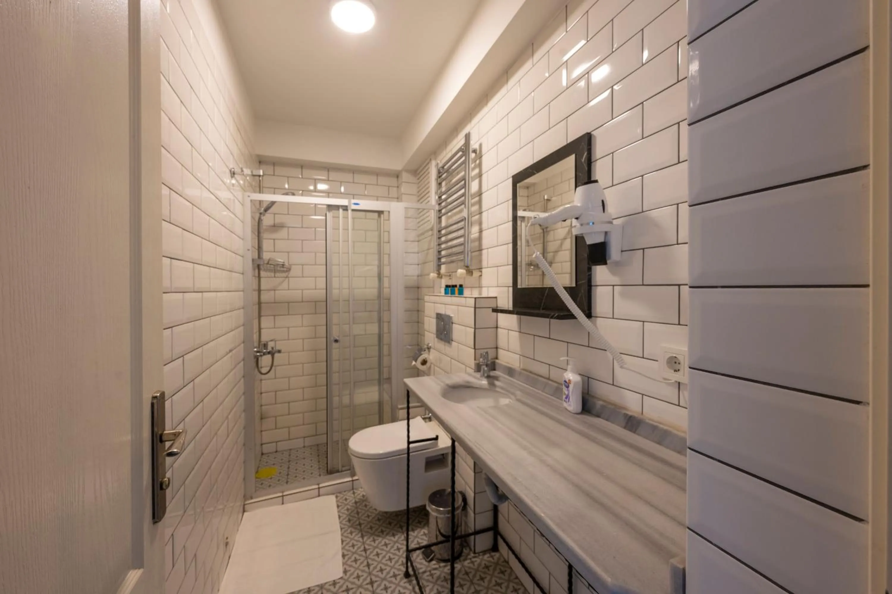 Shower in Dorne Suite Taksim Hotel