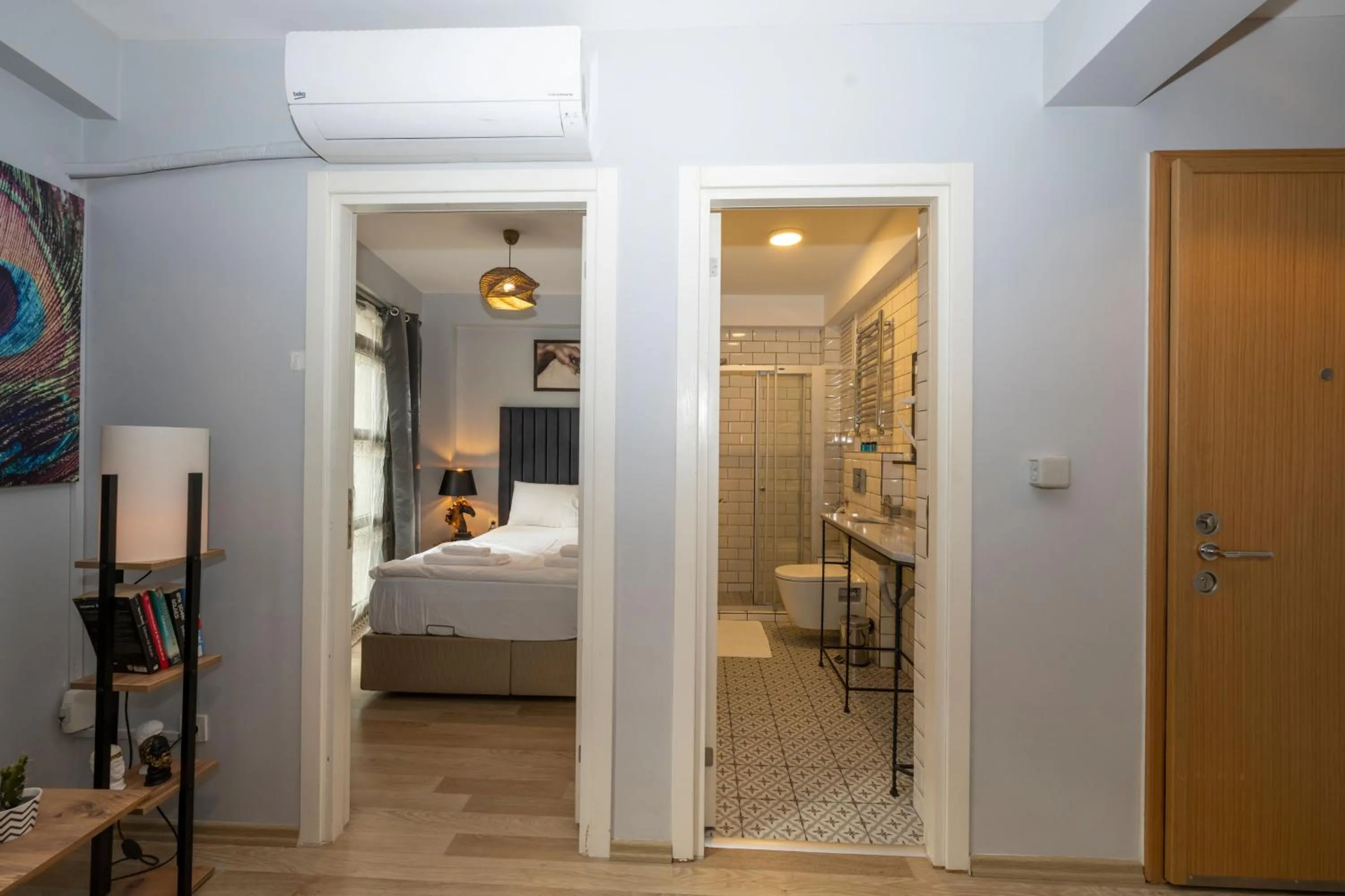 Bathroom, Bed in Dorne Suite Taksim Hotel