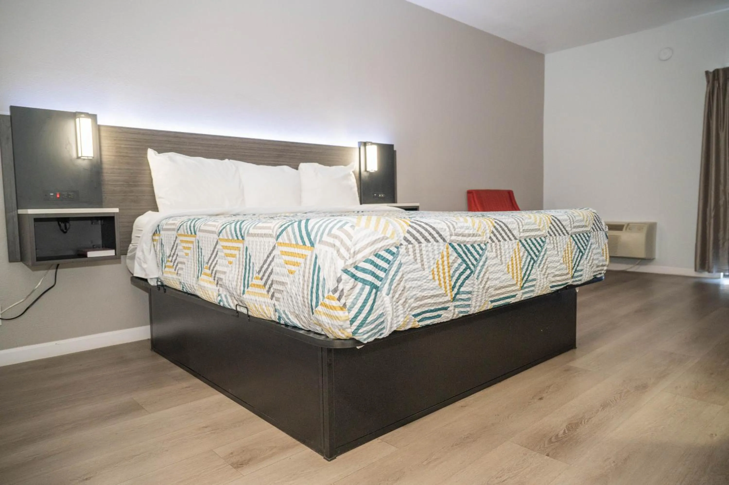 Bed in Motel 6 Soledad, CA