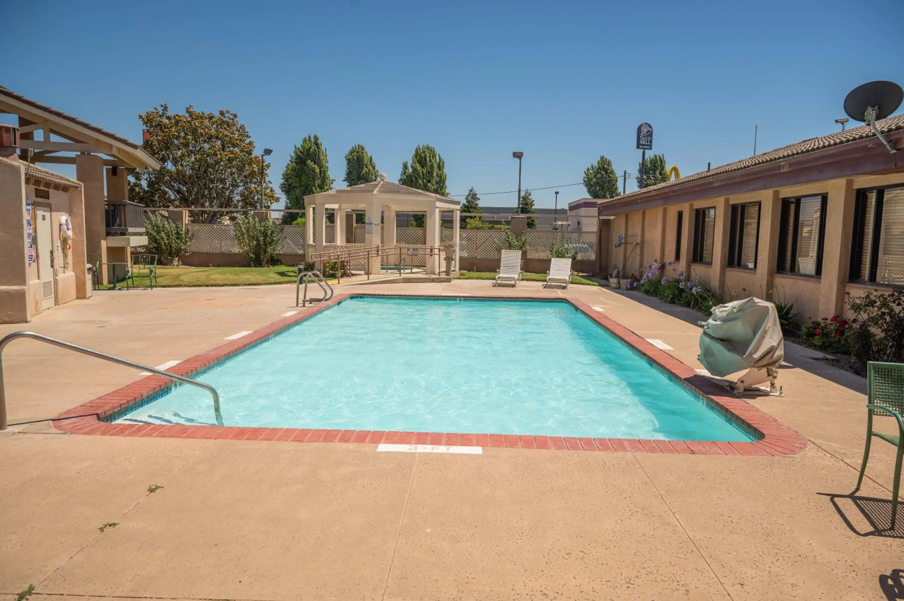 Swimming pool in Motel 6 Soledad, CA