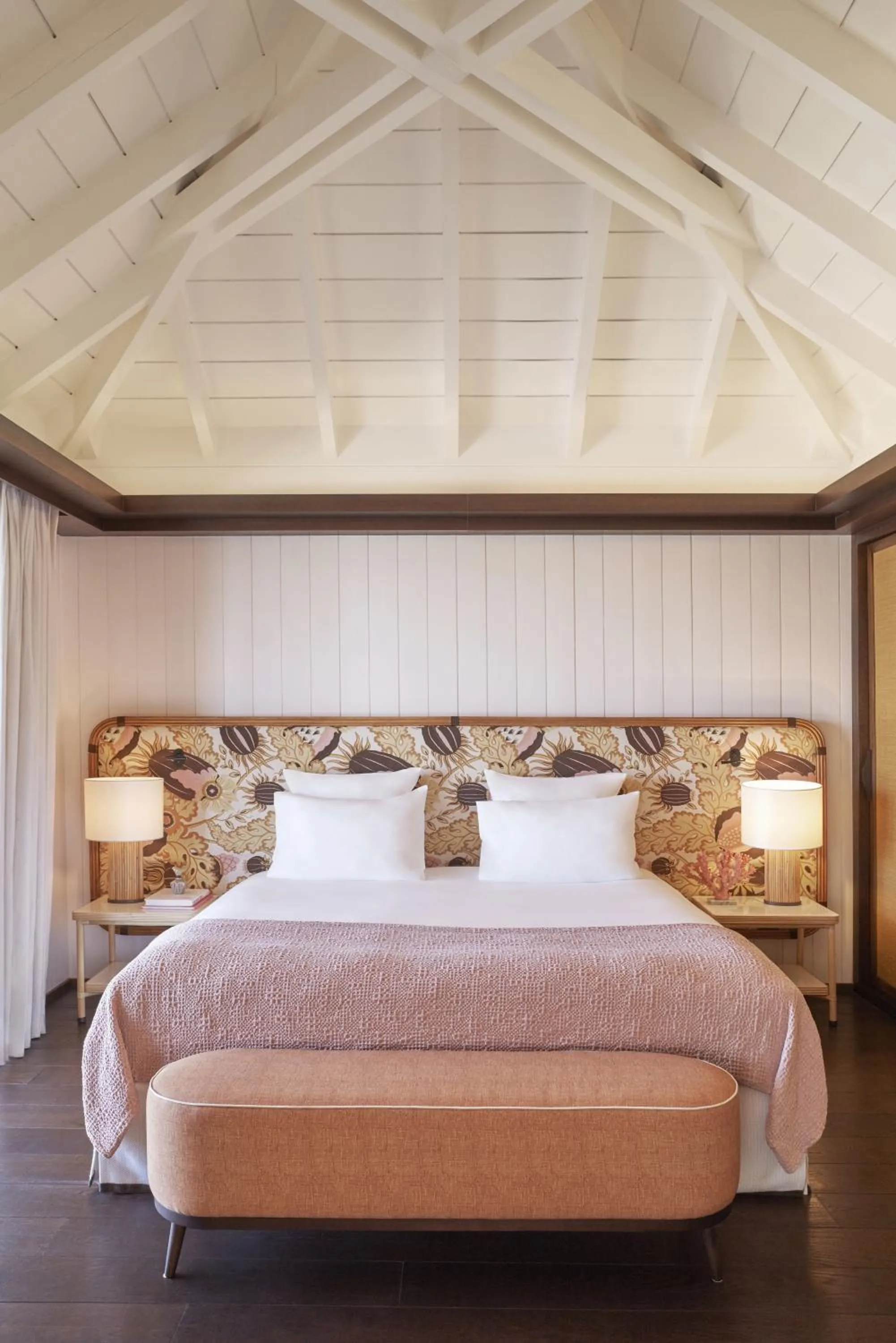 Bed in Hôtel Barrière Le Carl Gustaf St Barth