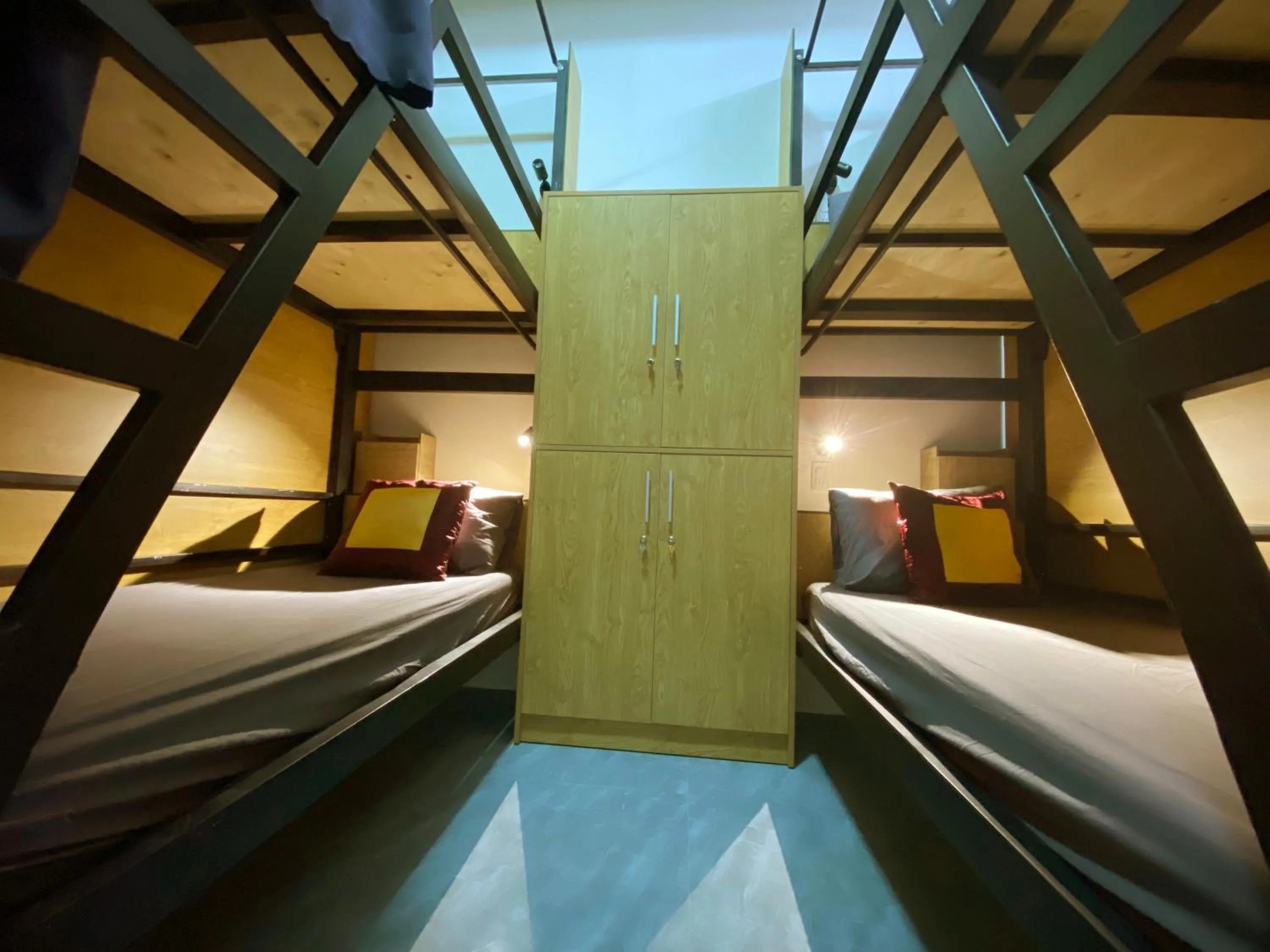 bunk bed in Silk and Sea Hotel