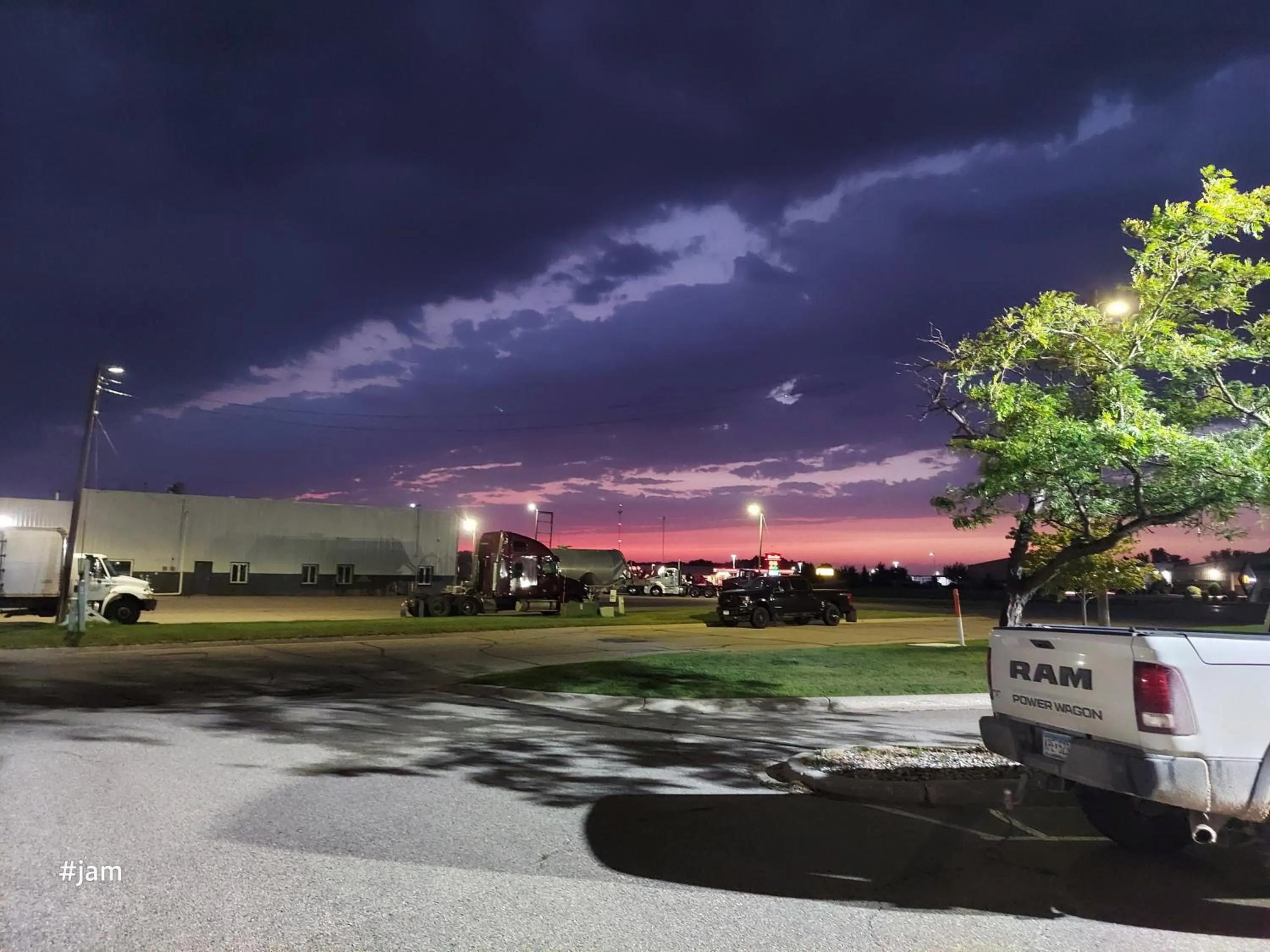 Night in Days Inn by Wyndham Willmar