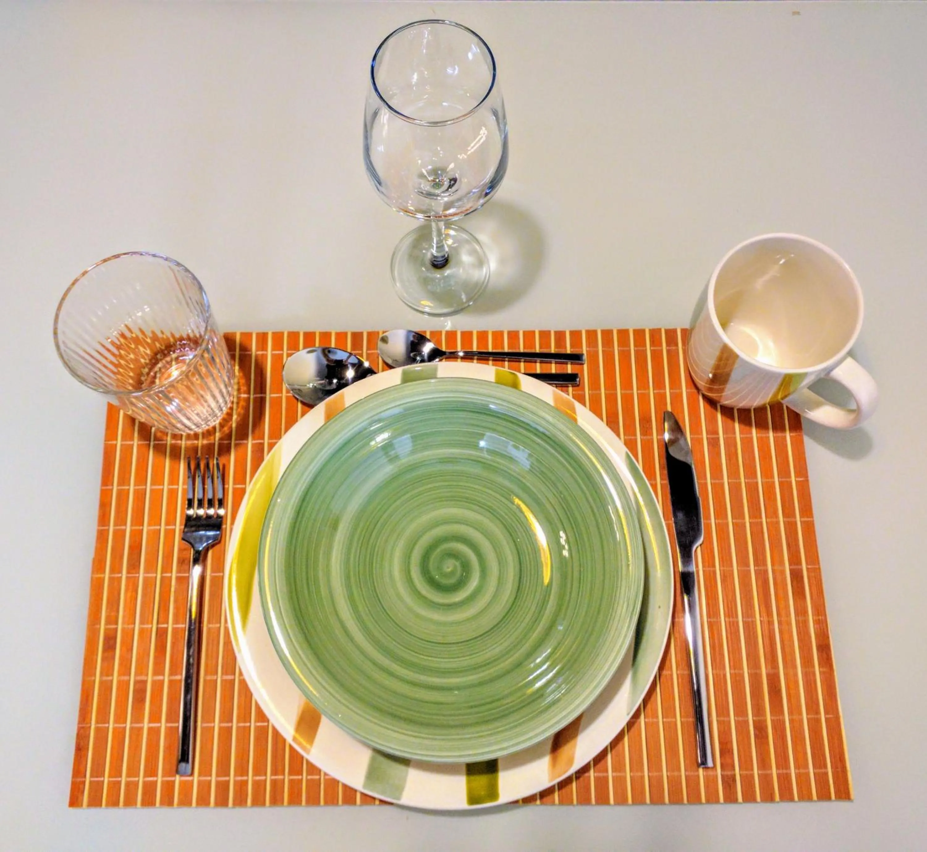 Decorative detail in Cozy Studios on Freedom Square