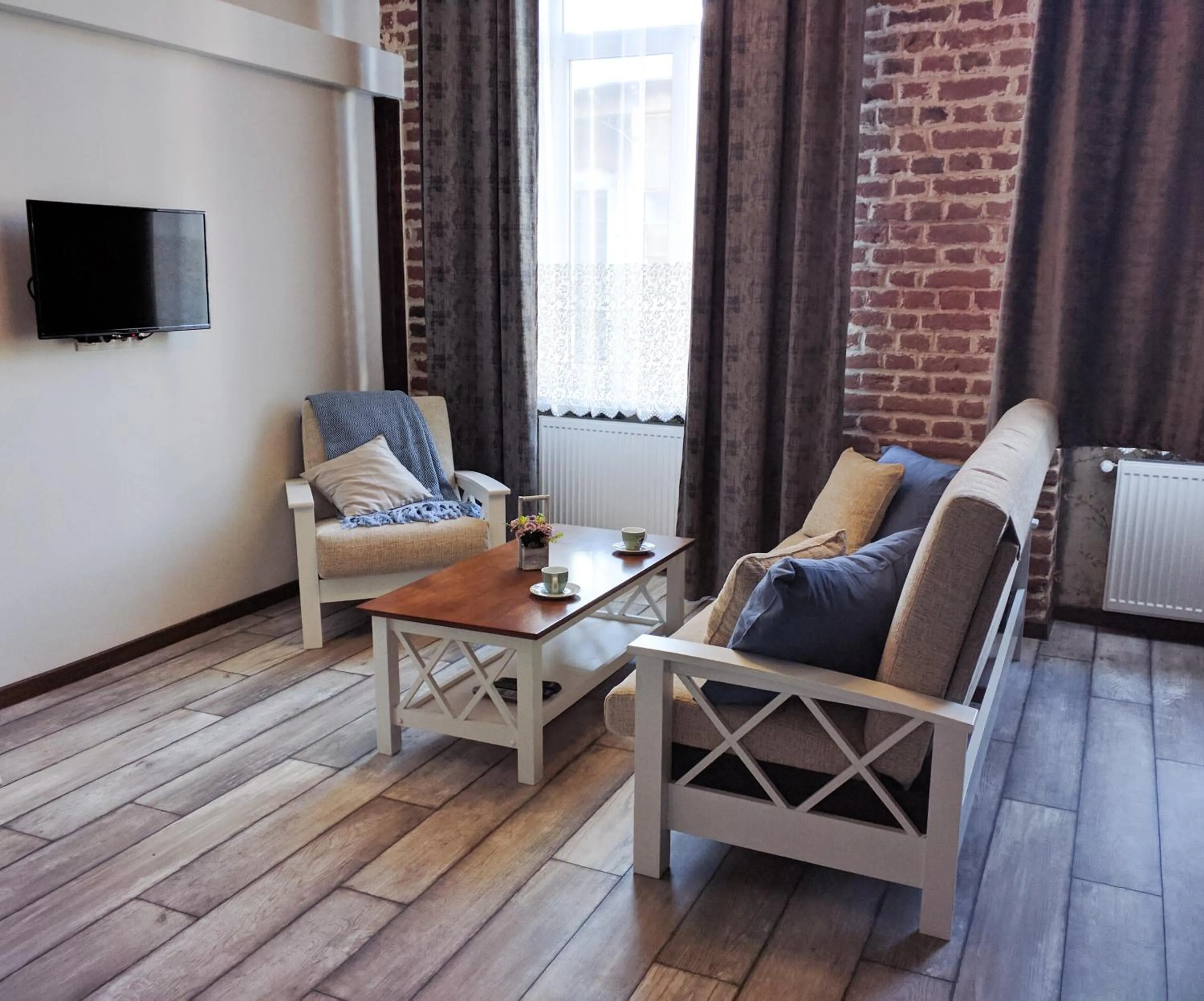 TV and multimedia in Cozy Studios on Freedom Square