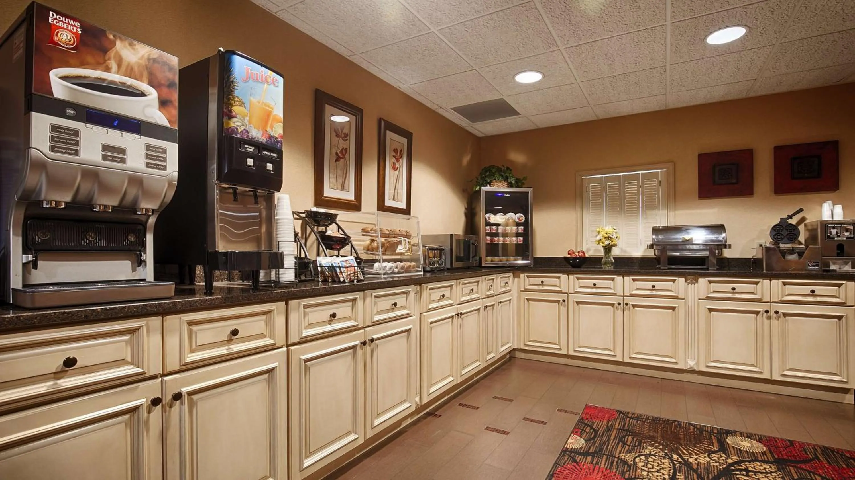 Restaurant/places to eat in Best Western Plus Brandywine Inn & Suites