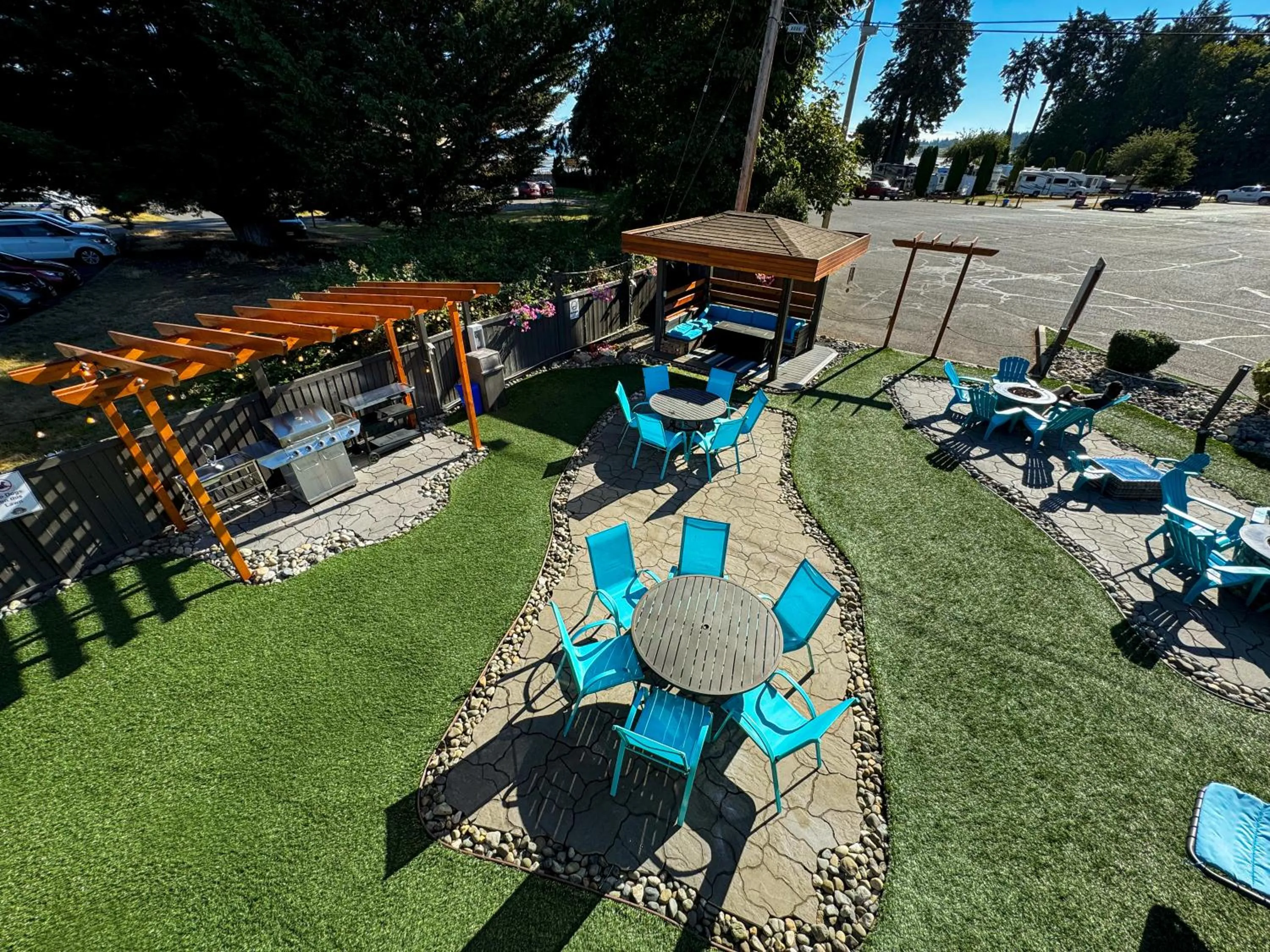 Patio in The Tide's Inn