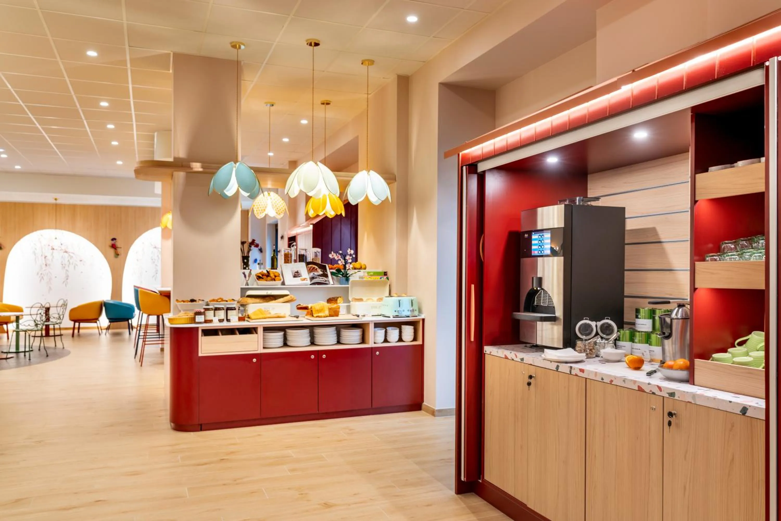 Food and drinks in Ibis Styles Strasbourg Centre République