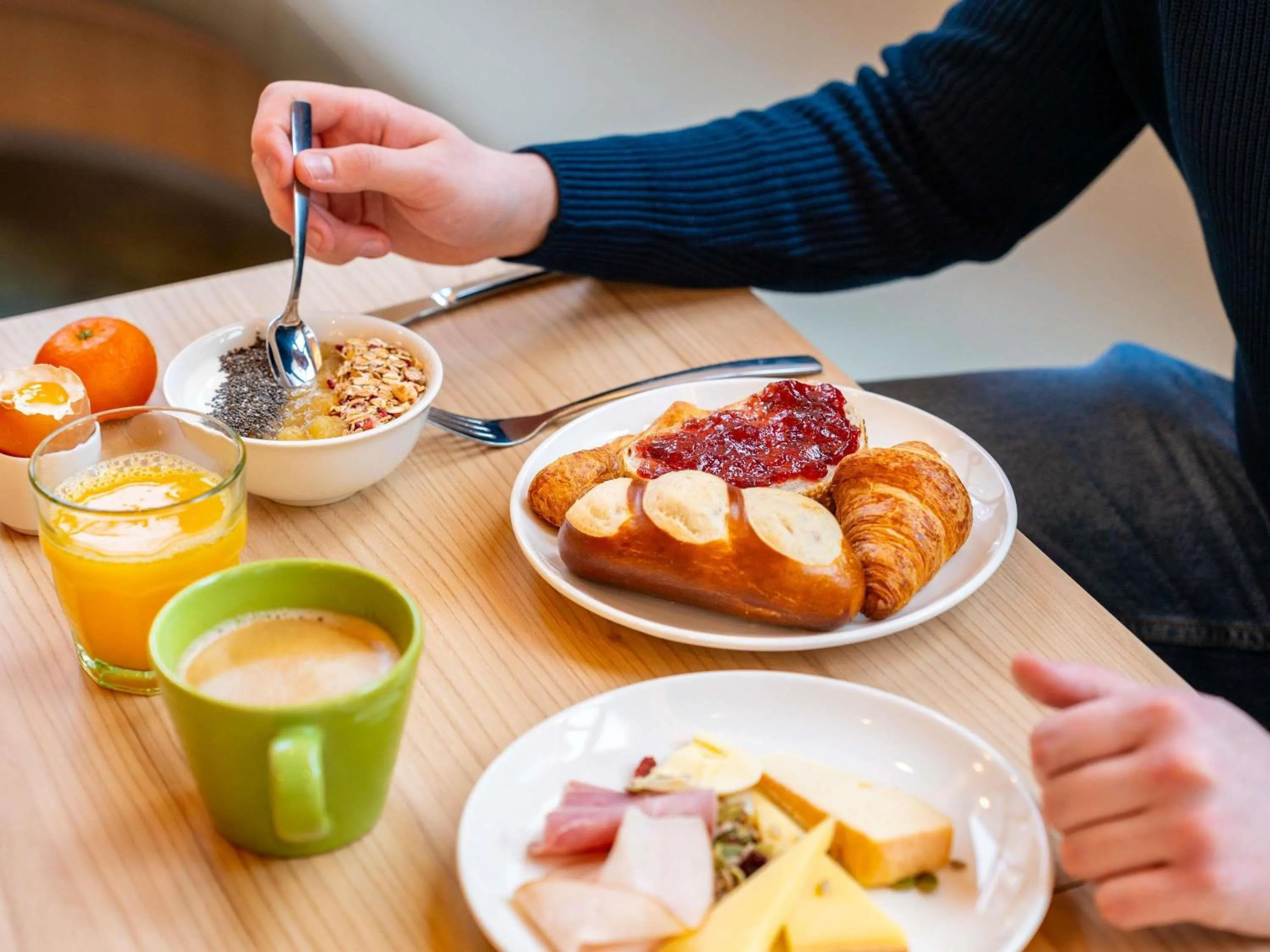 Breakfast in Ibis Styles Strasbourg Centre République