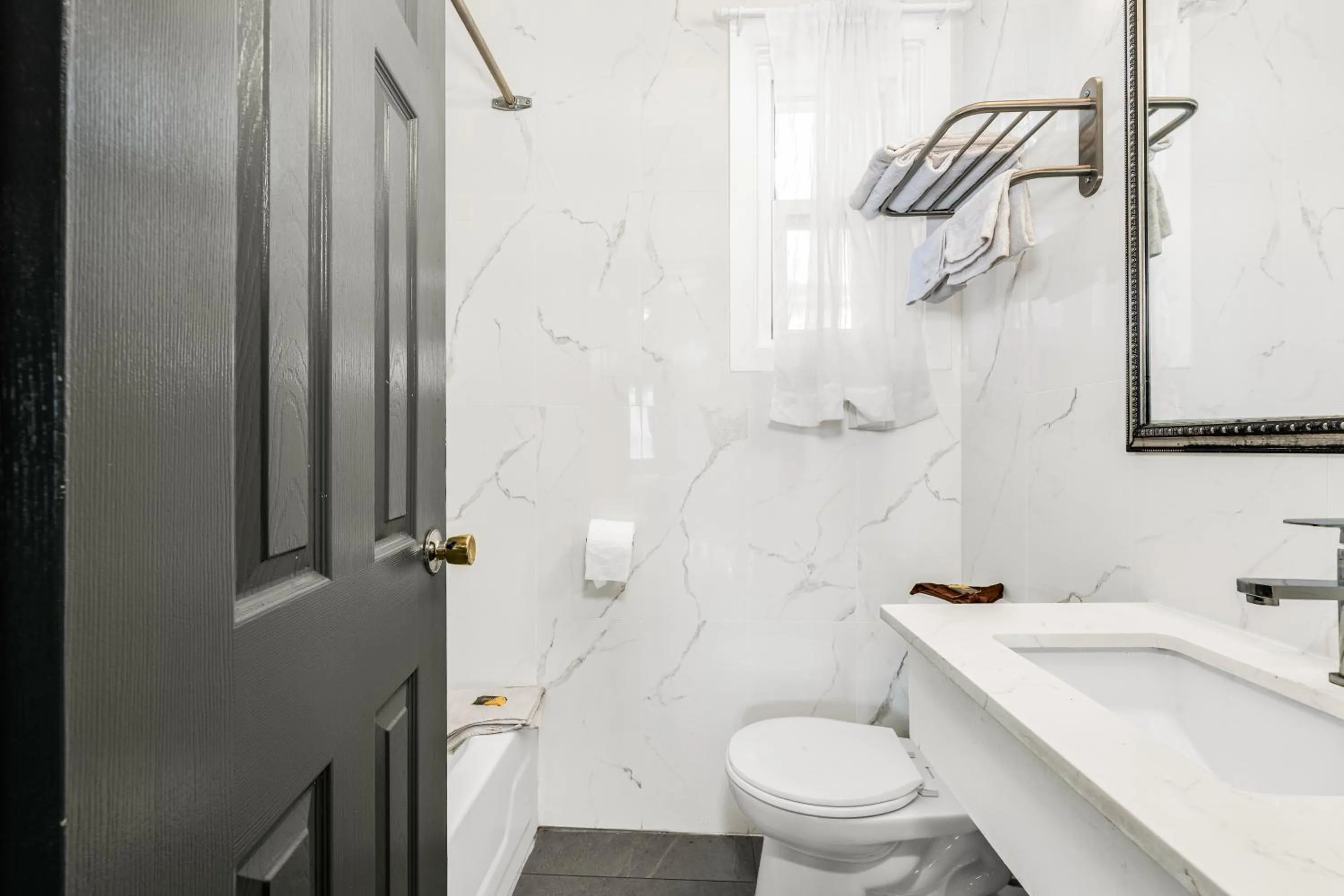 Shower in Park Motel