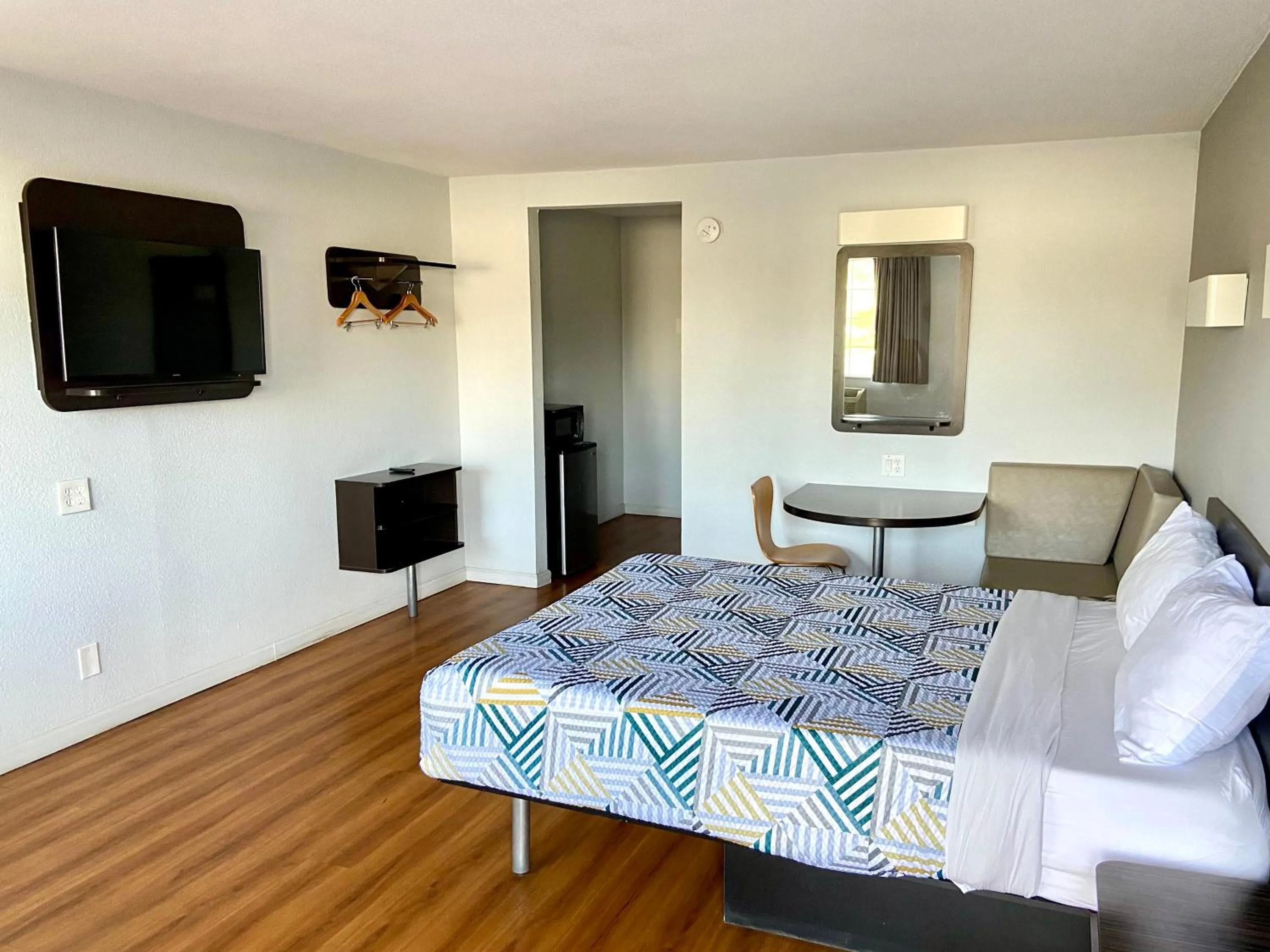 Photo of the whole room, Bed in Motel 6-Delano, CA