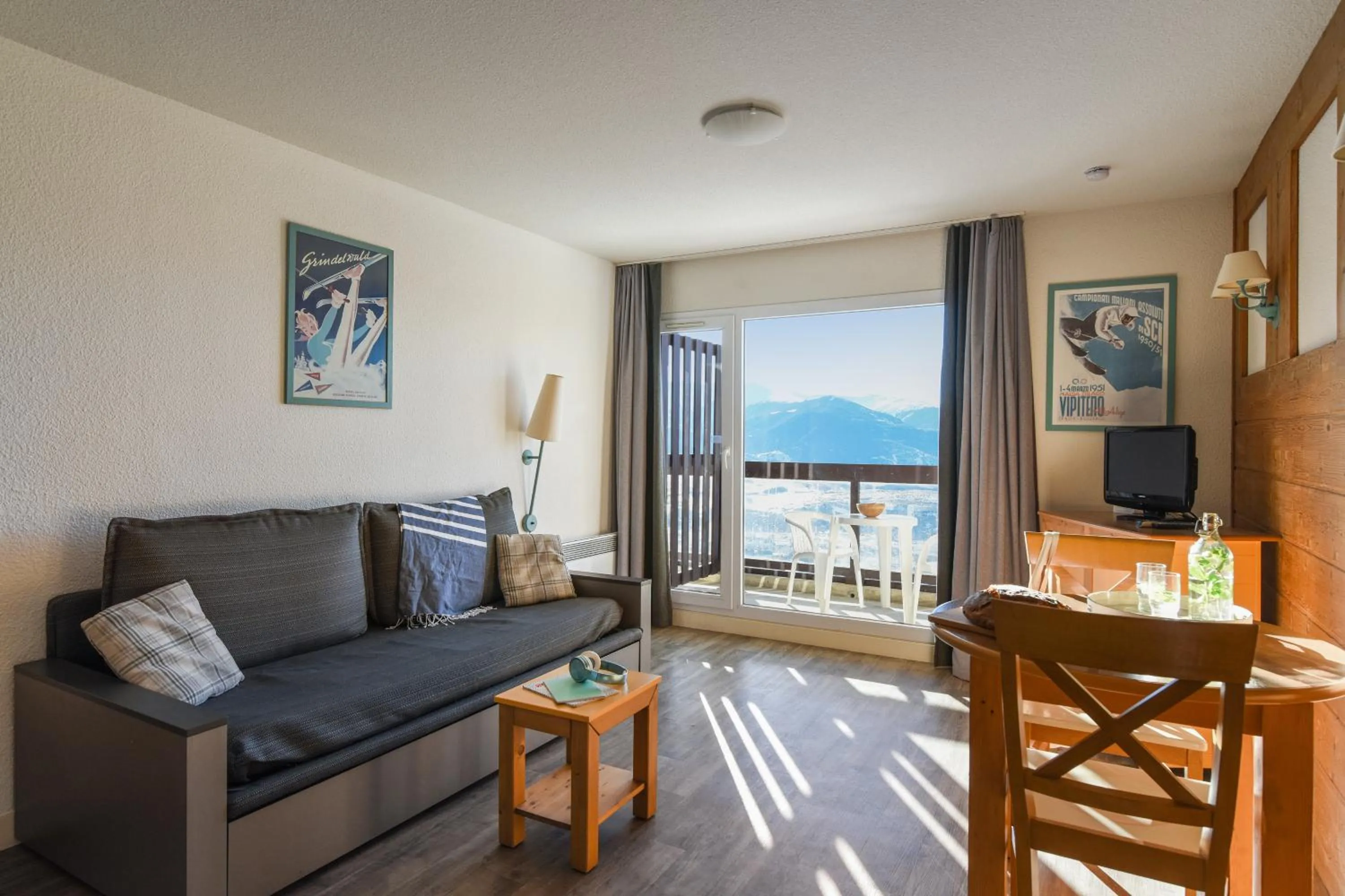 Communal lounge/ TV room in Résidence Pierre & Vacances Le Pédrou