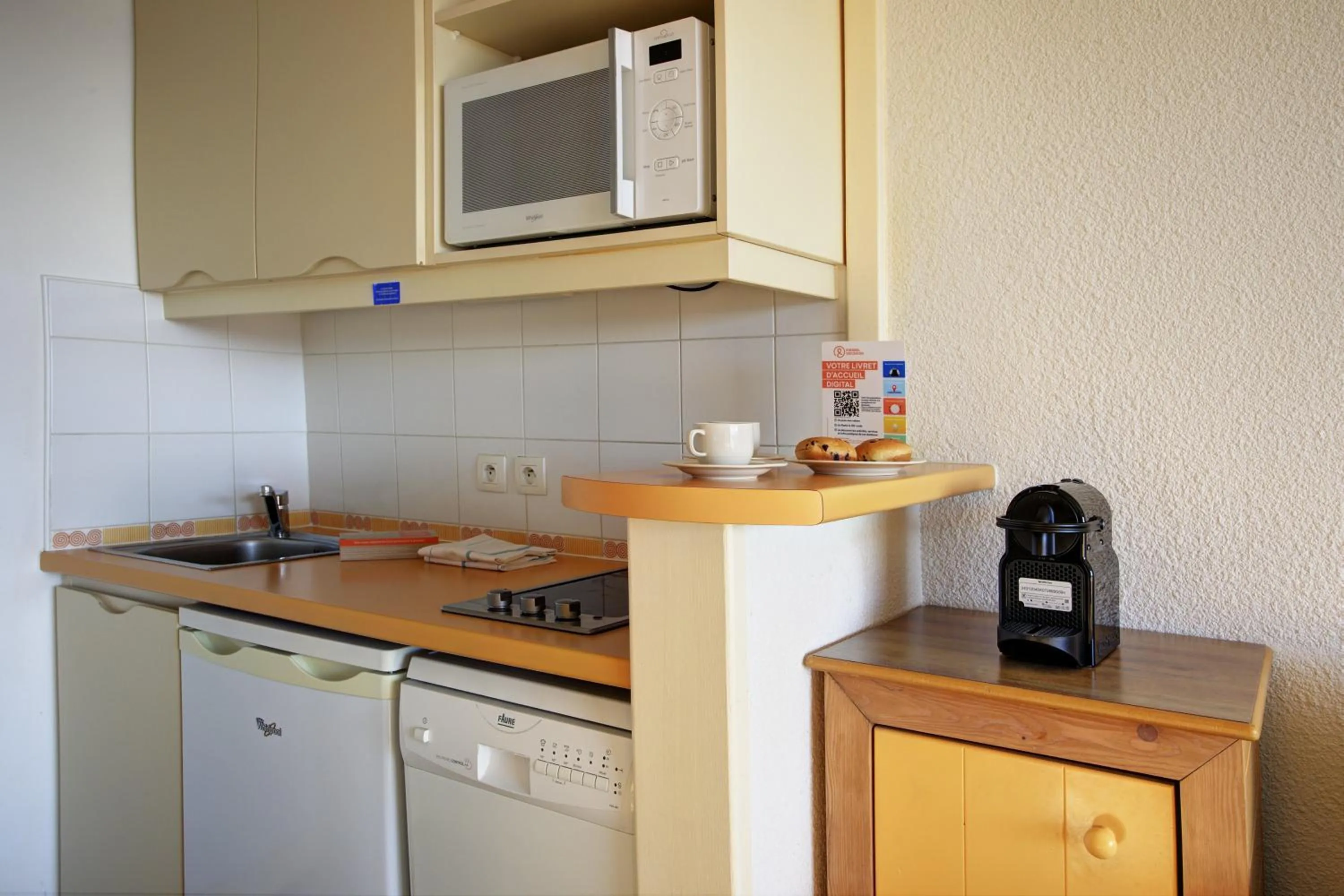 Coffee/tea facilities in Résidence Pierre & Vacances Le Pédrou