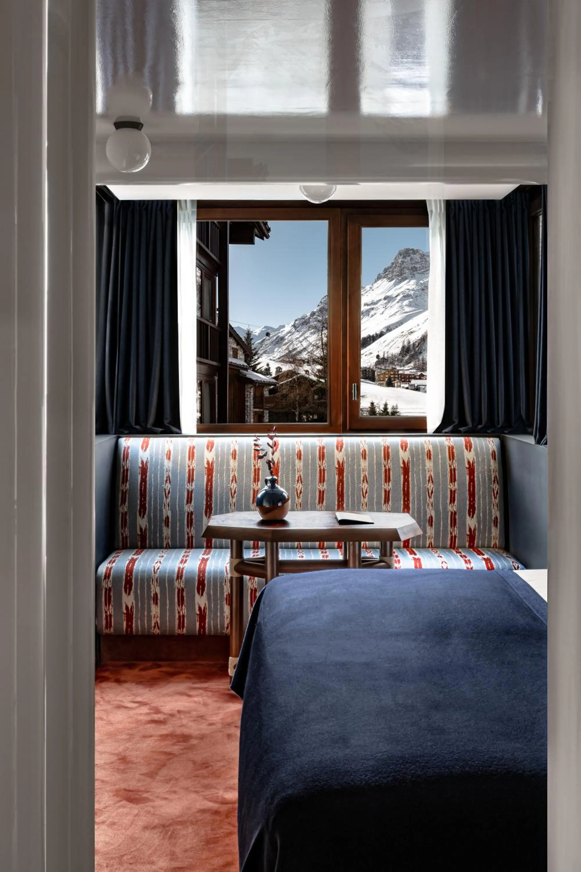 View (from property/room), Bed in Experimental Chalet Val d'Isère
