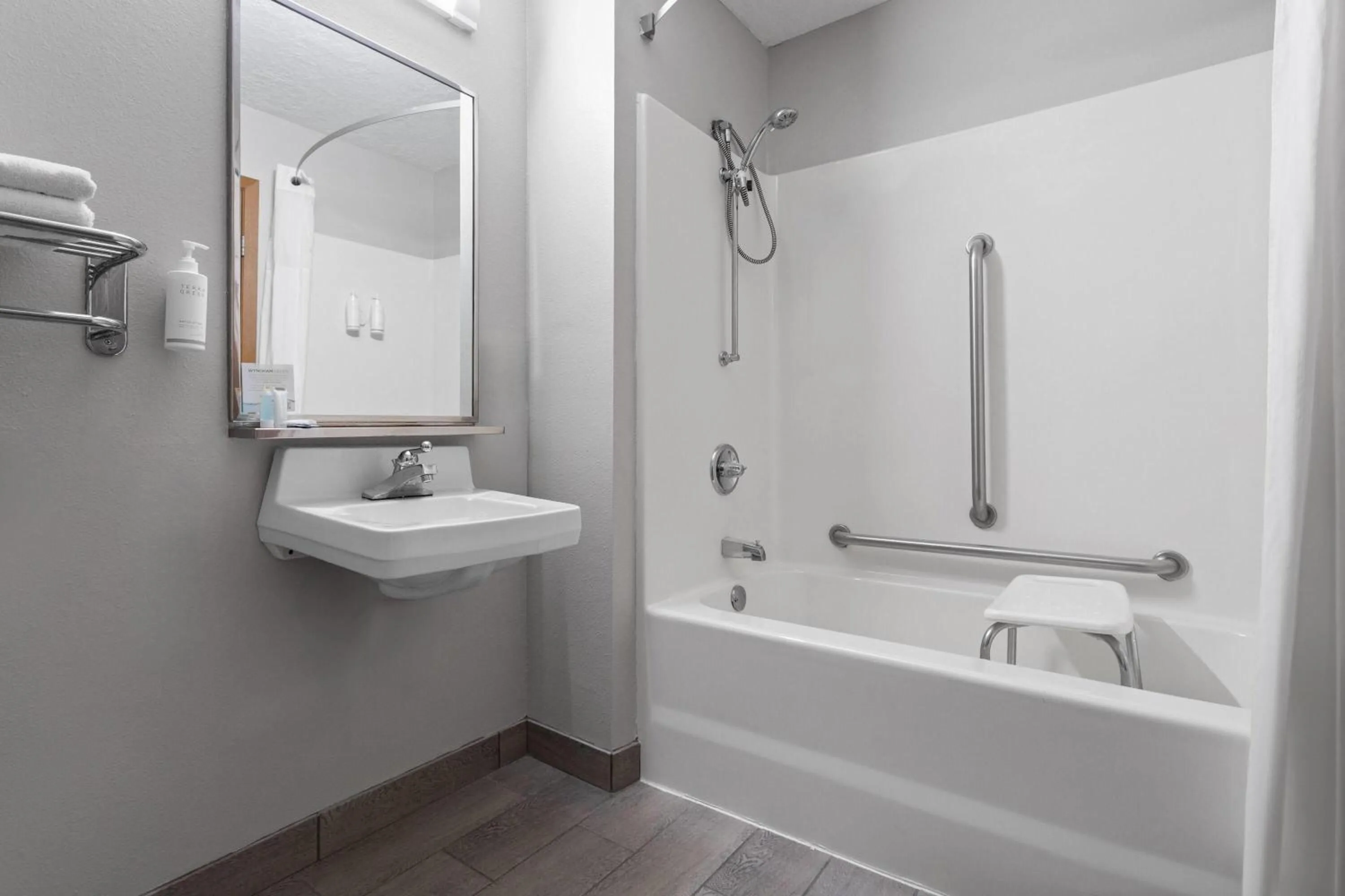 Bathroom in Days Inn by Wyndham Austin