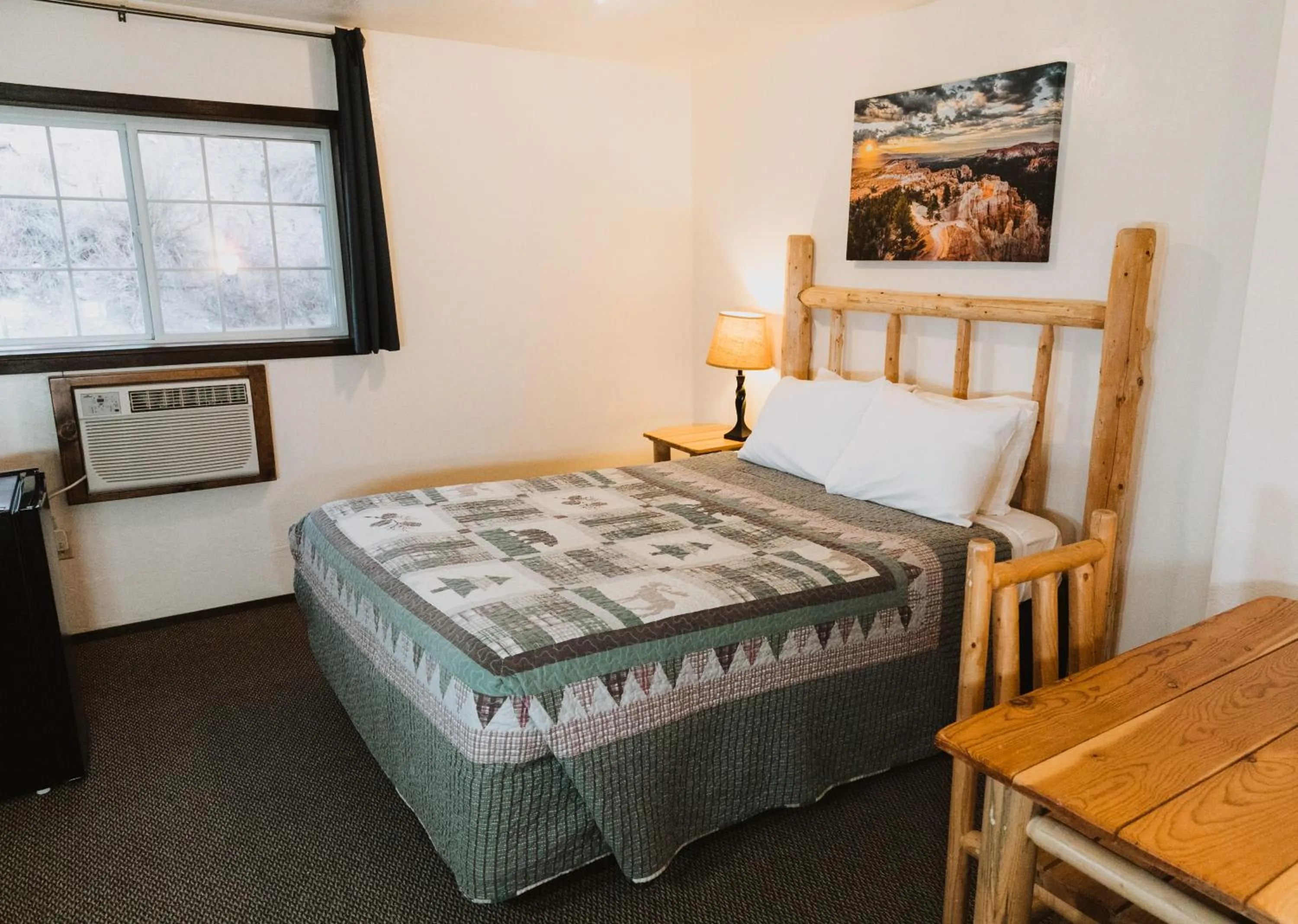 Bed in Bryce Pioneer Village