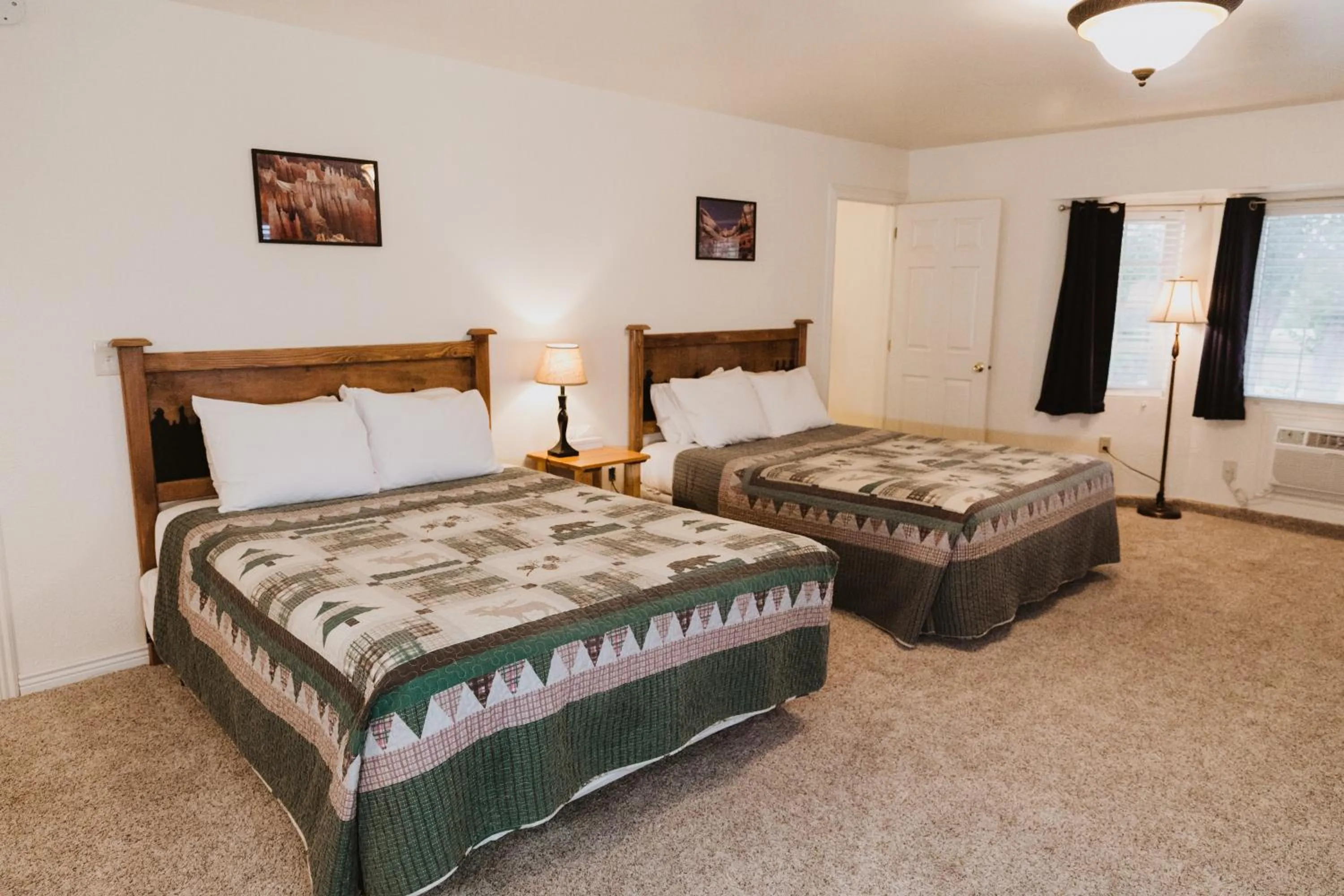 Bed in Bryce Pioneer Village