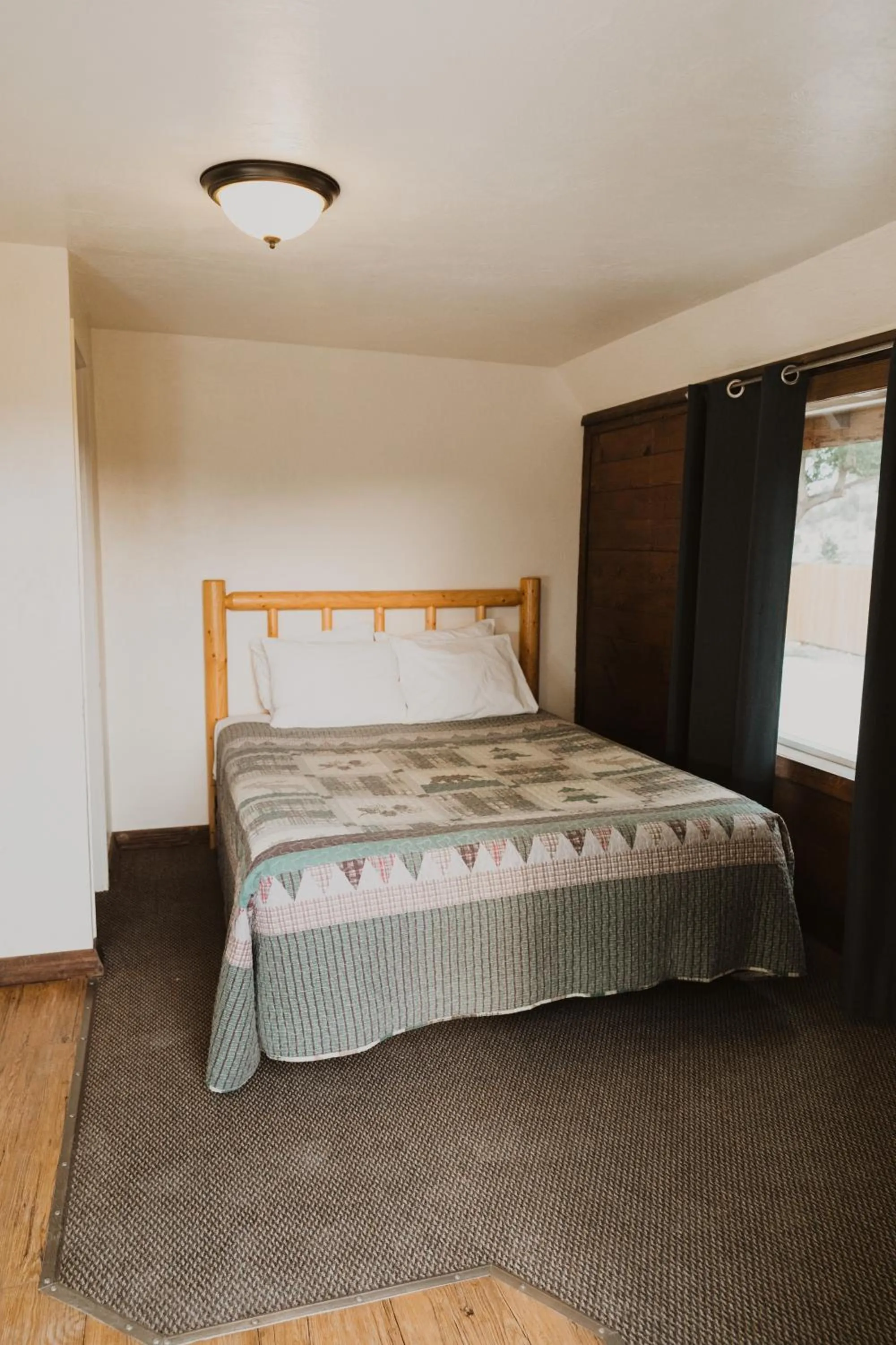 Bed in Bryce Pioneer Village