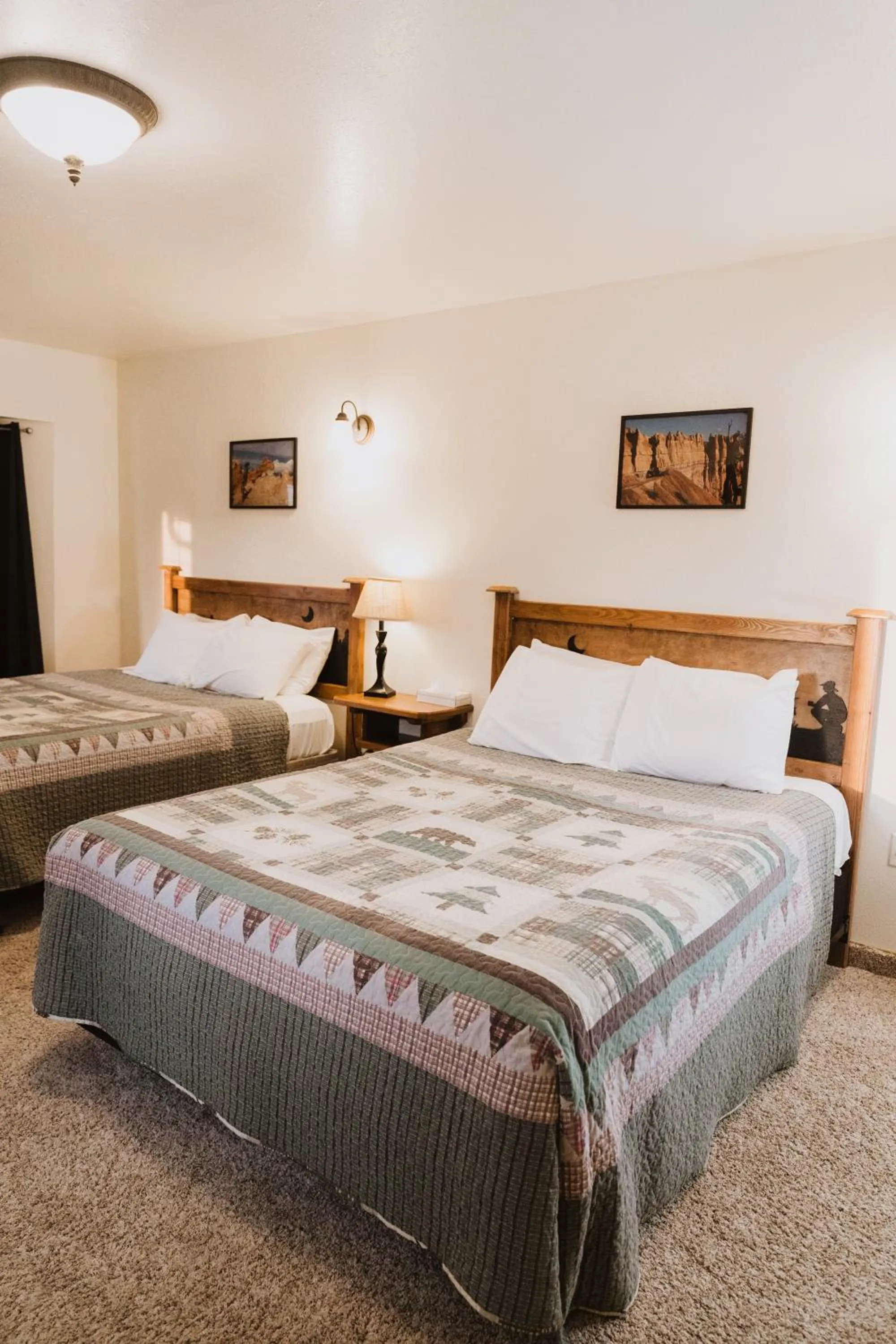 Bed in Bryce Pioneer Village