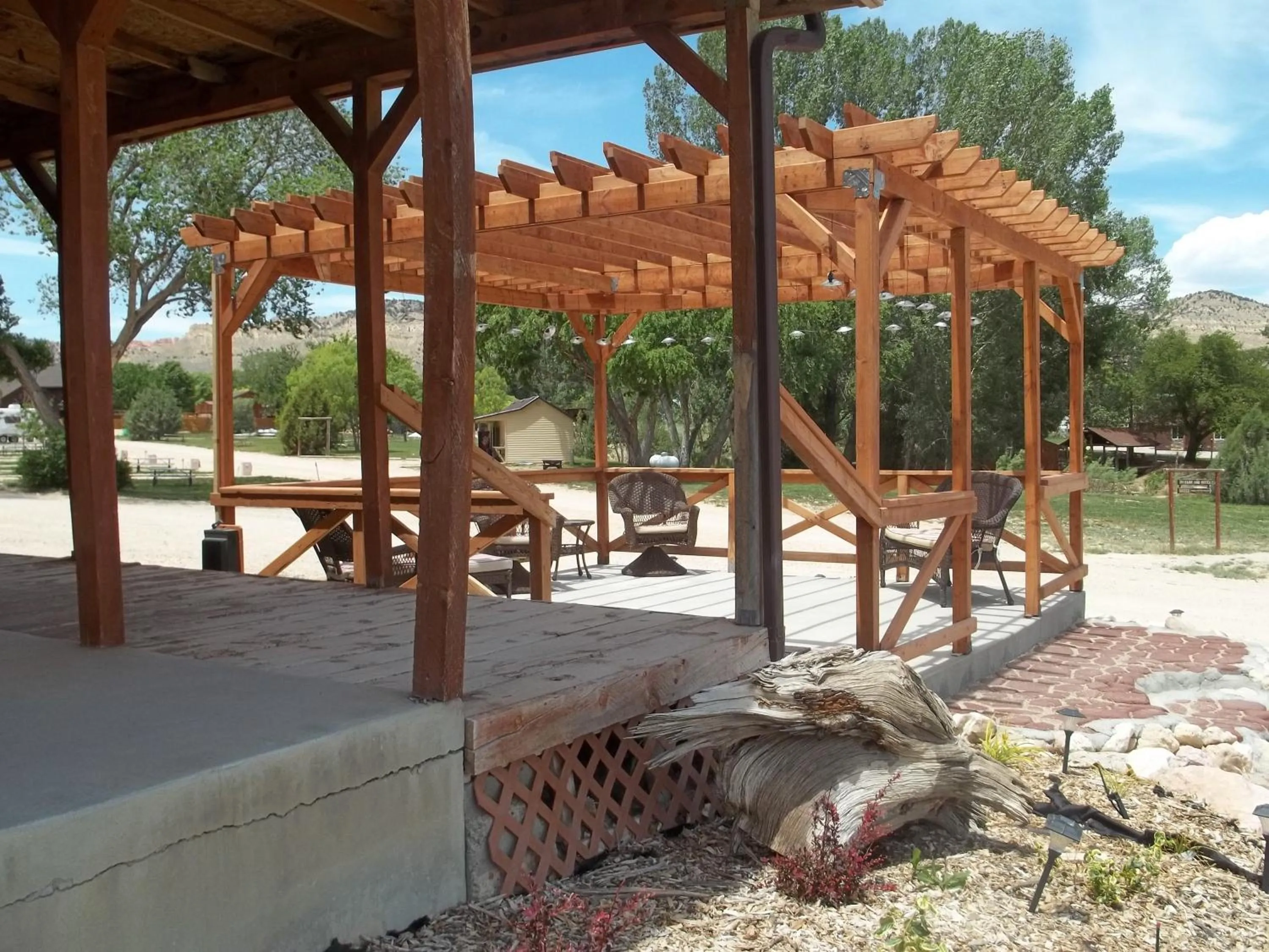 Facade/entrance in Bryce Pioneer Village