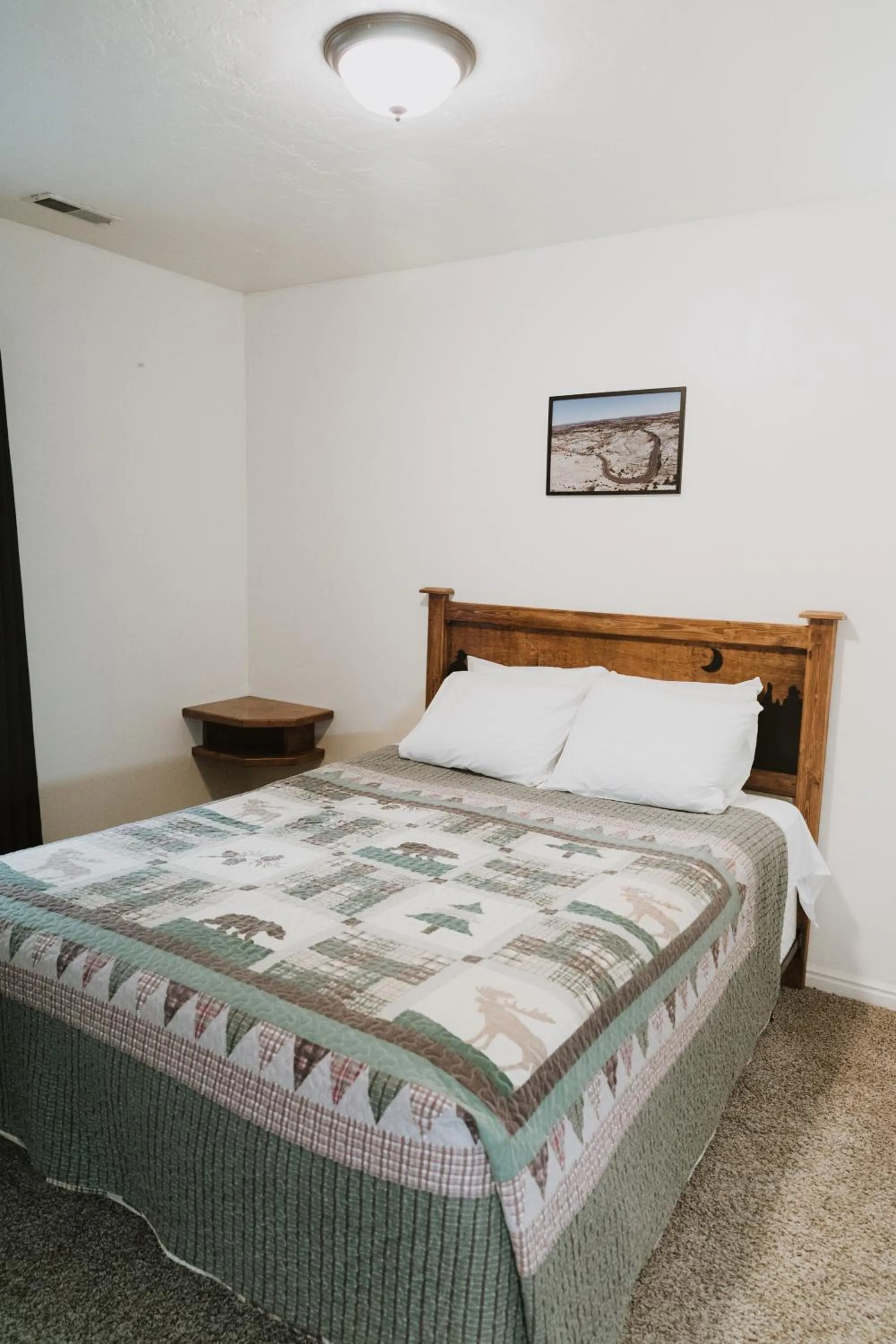 Bed in Bryce Pioneer Village