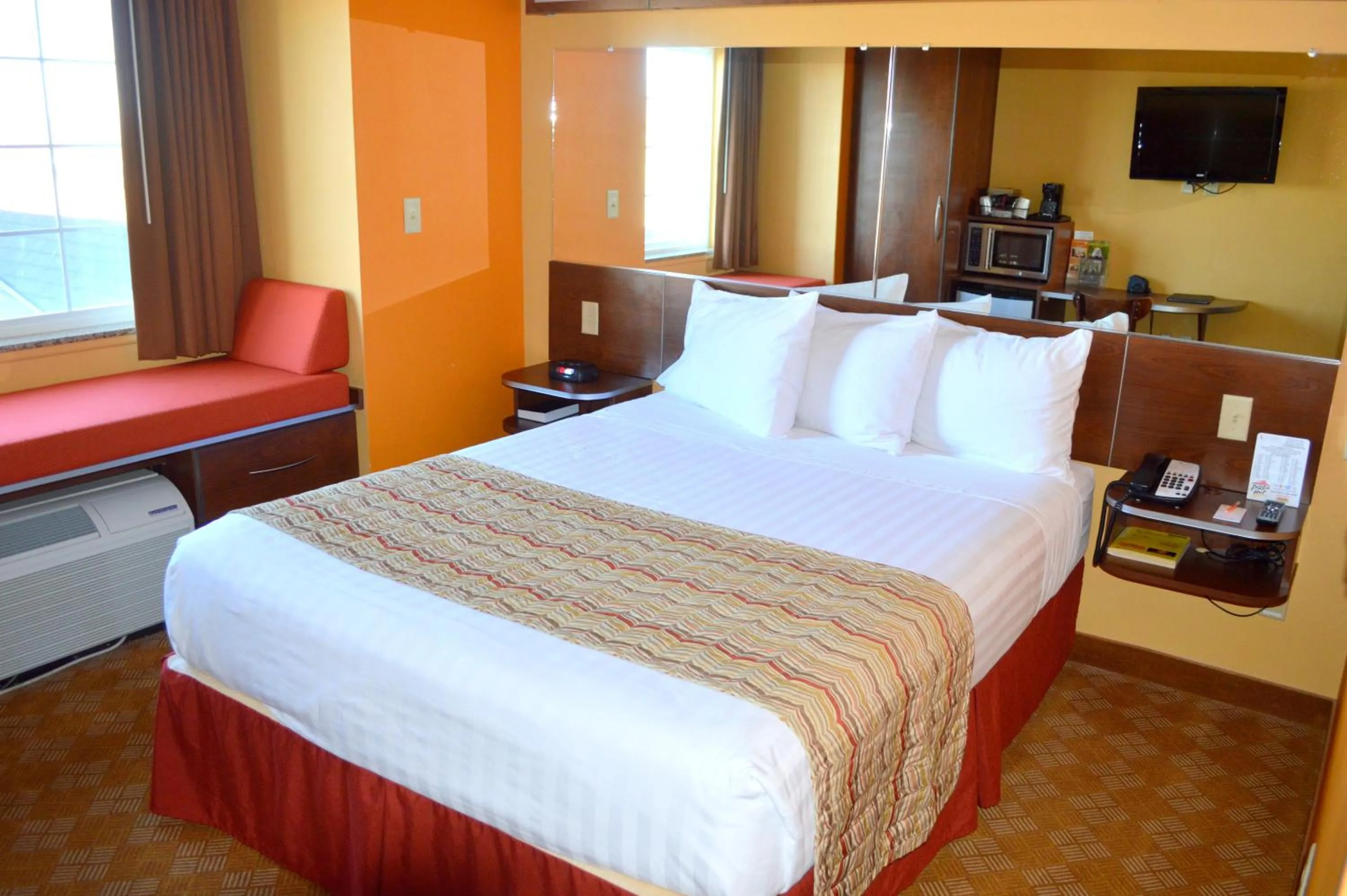 Bedroom, Bed in Microtel Inn and Suites by Wyndham Rawlins