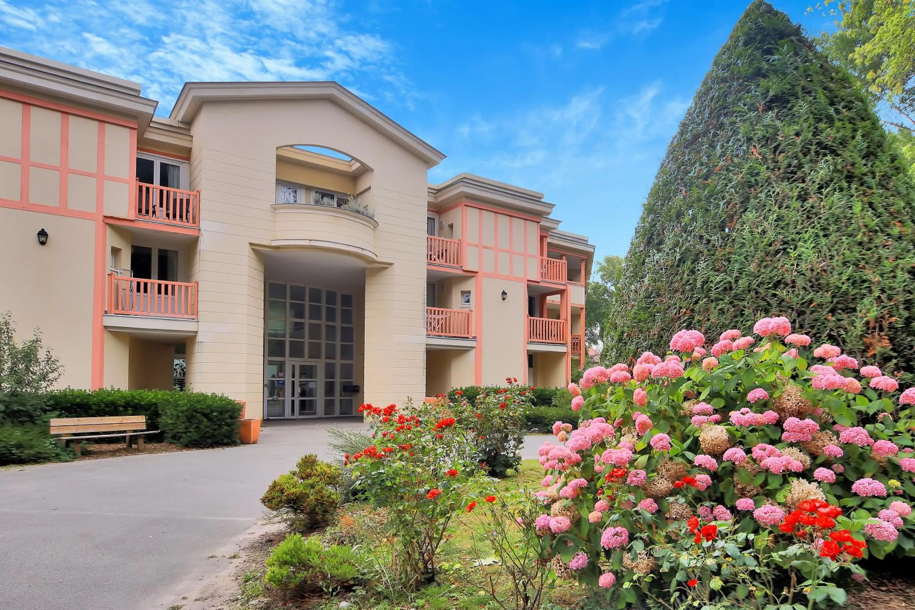 Property building in Résidence Pierre & Vacances Les Jardins de la Côte d'Opale