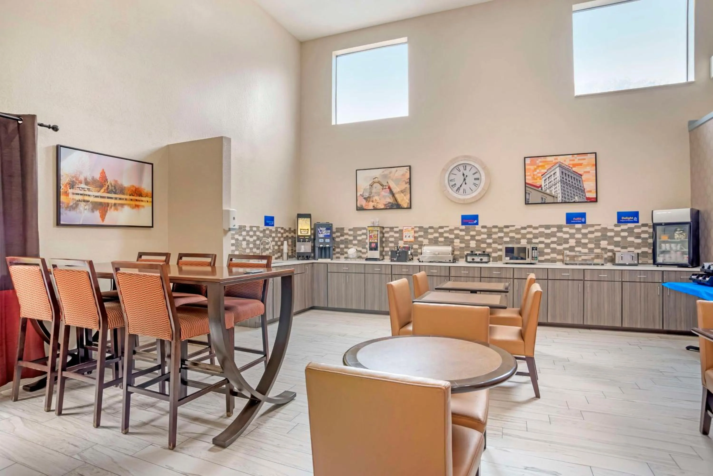 Breakfast in Best Western Gardendale