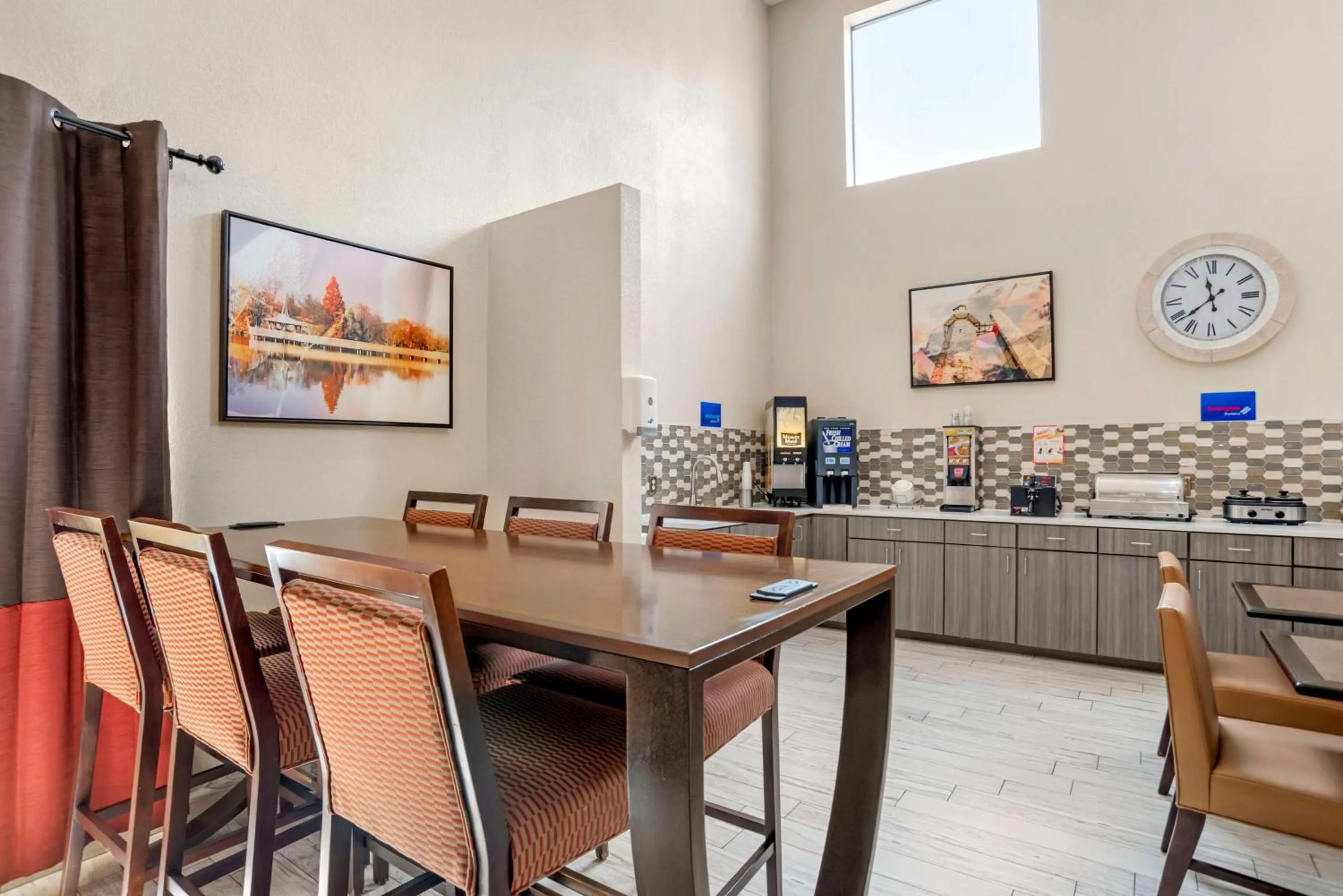 Breakfast in Best Western Gardendale