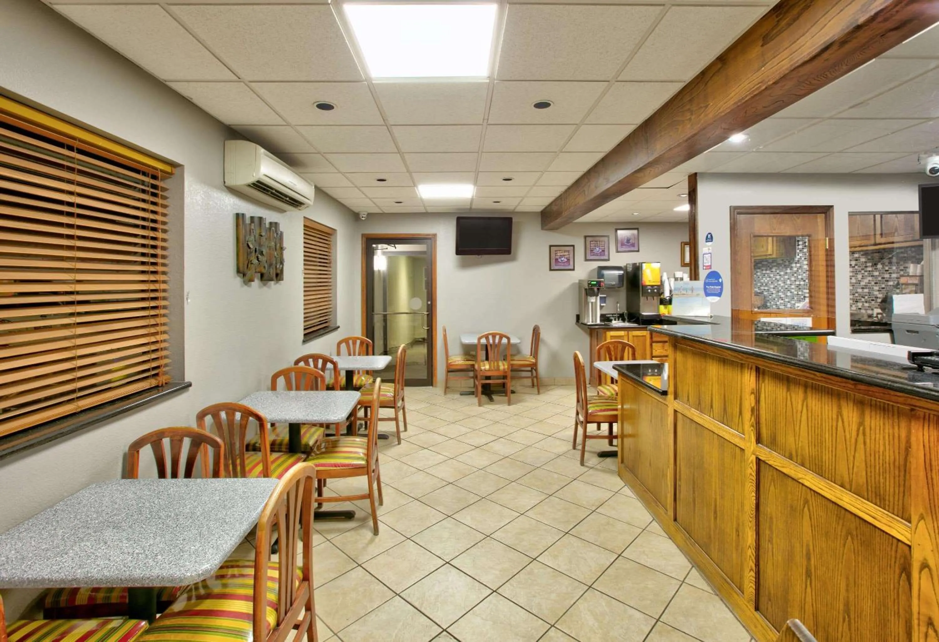 Lobby or reception in Super 8 by Wyndham Amarillo