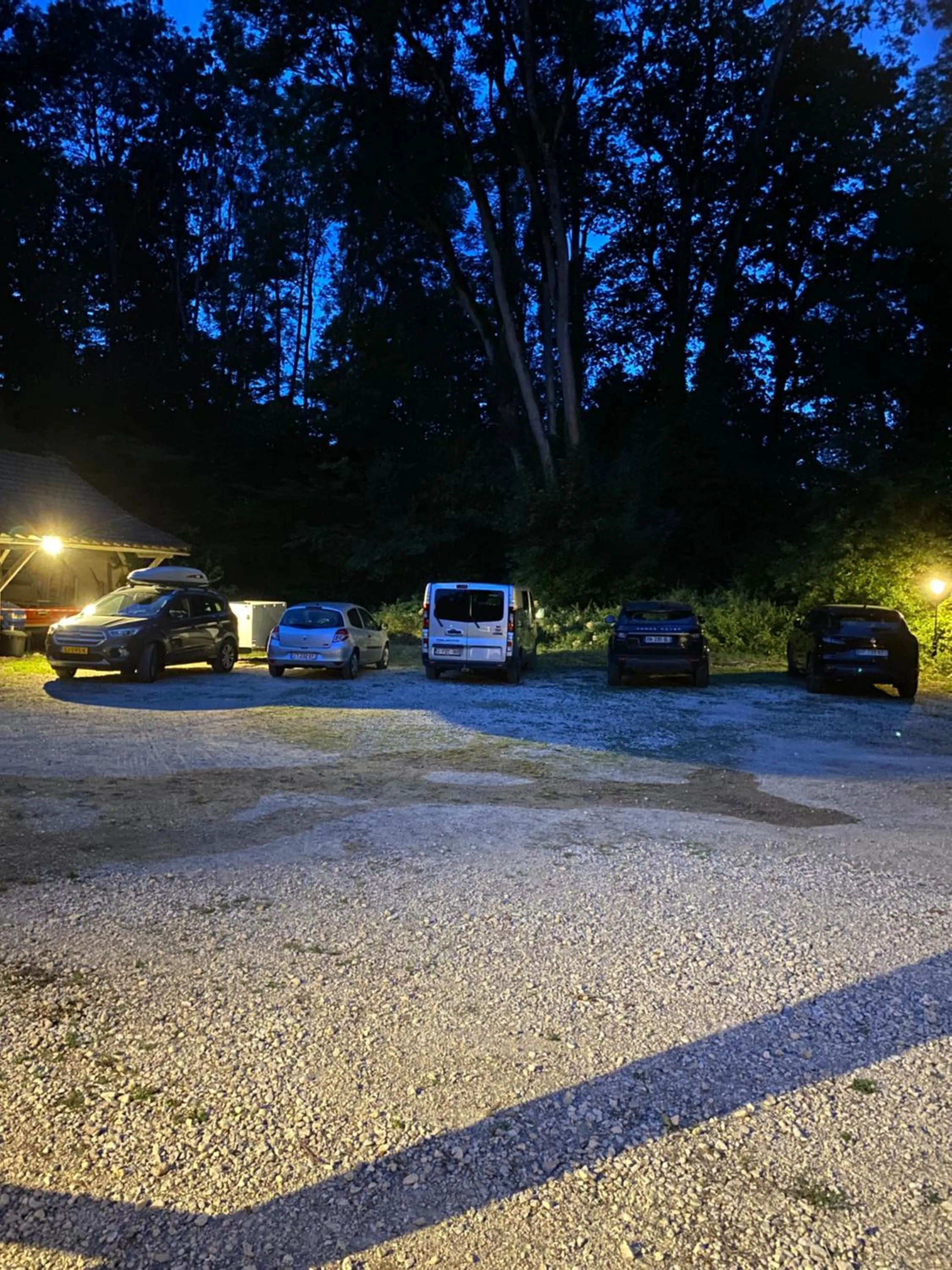 Parking in Le Moulin Bleu