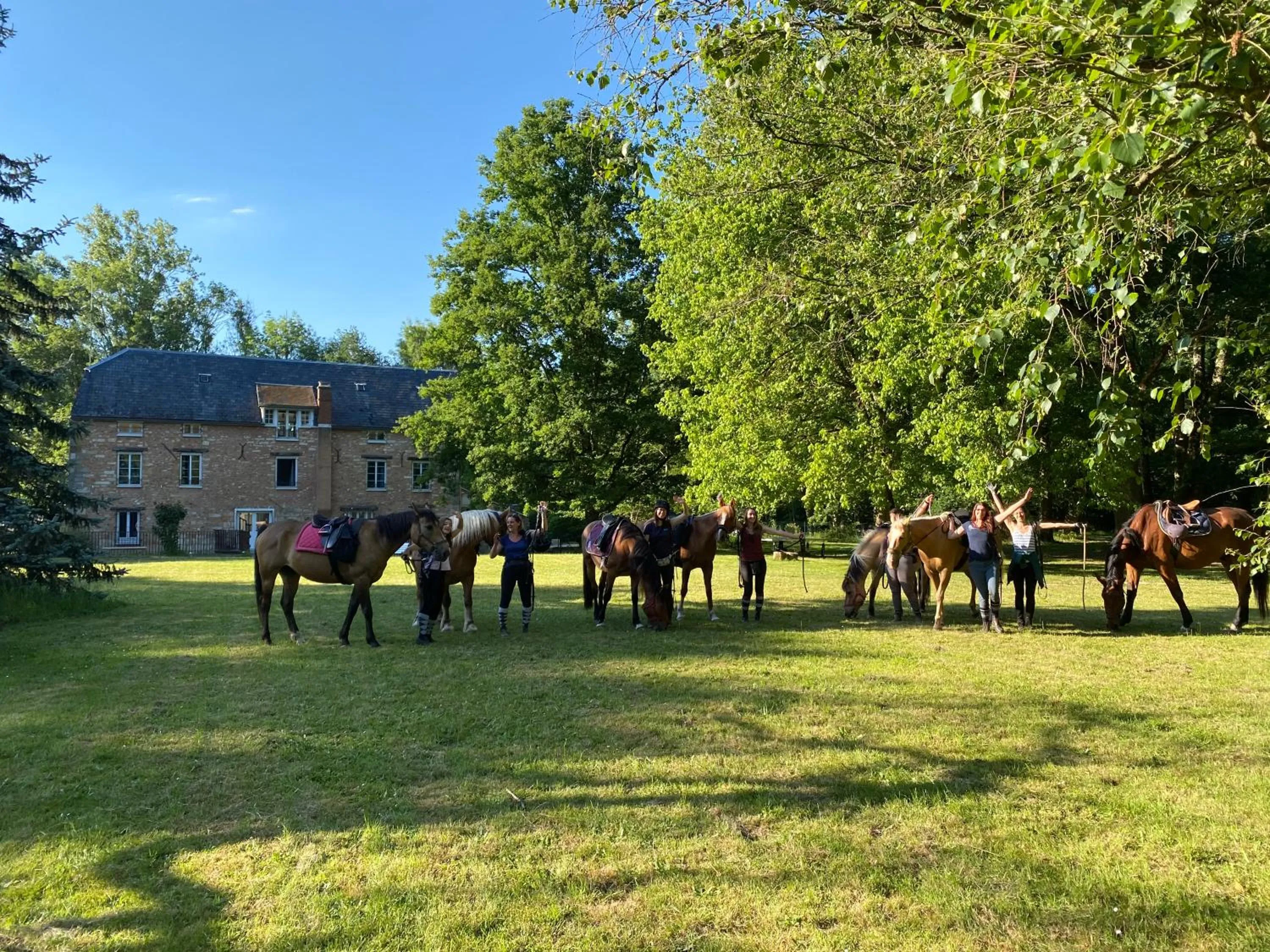 Horse-riding in Le Moulin Bleu