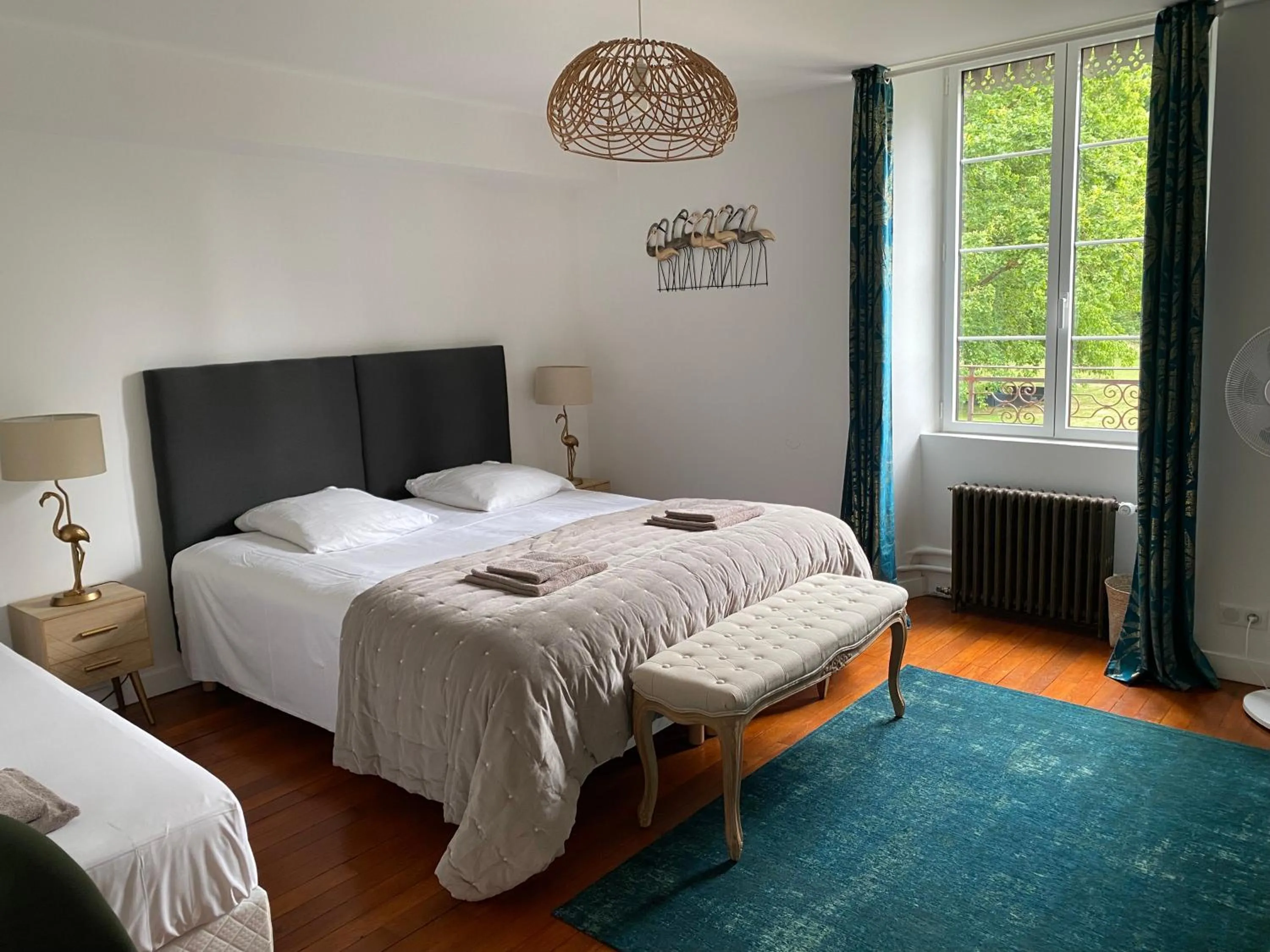 Bedroom, Bed in Le Moulin Bleu