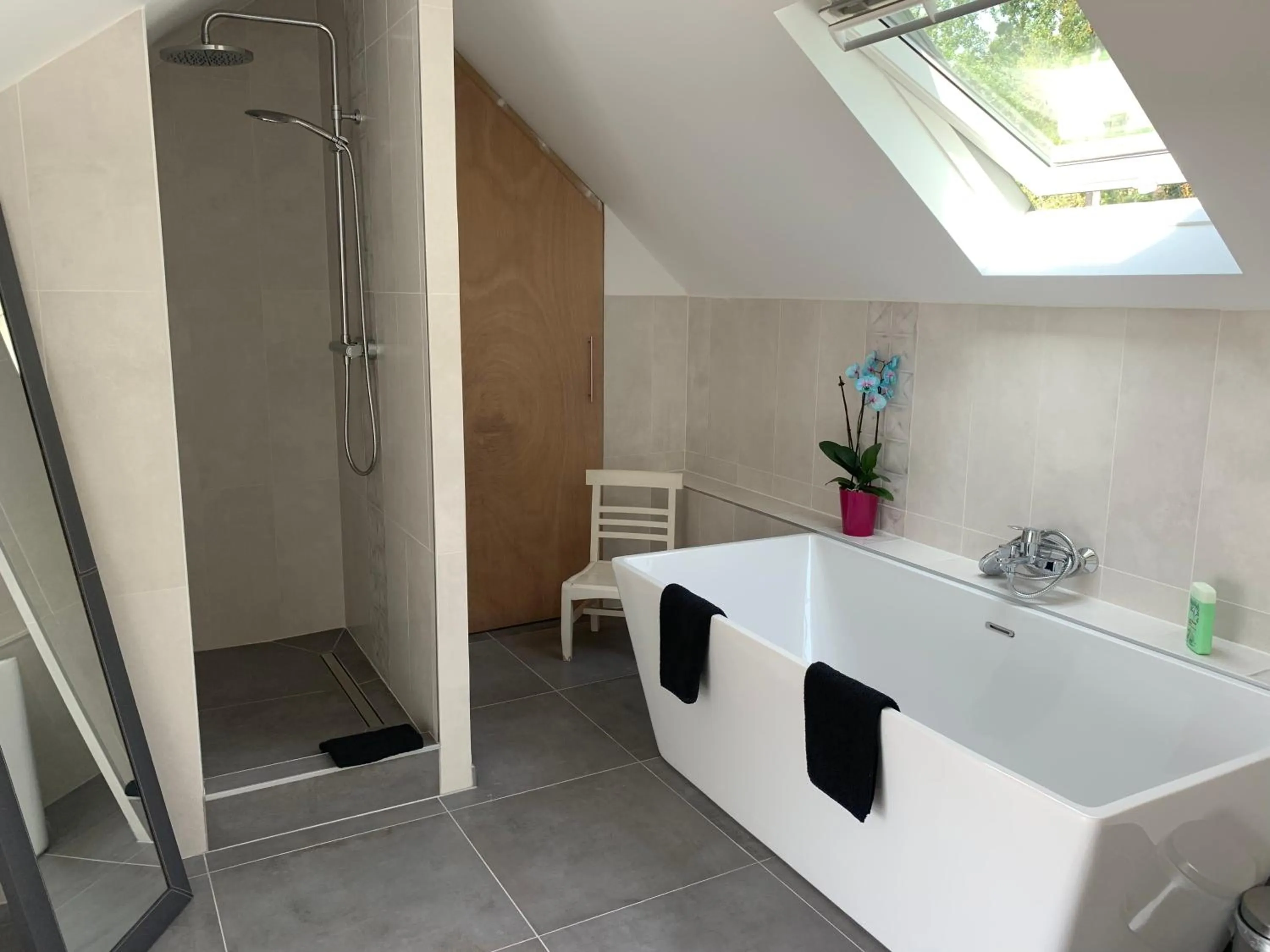 Bathroom in Le Moulin Bleu