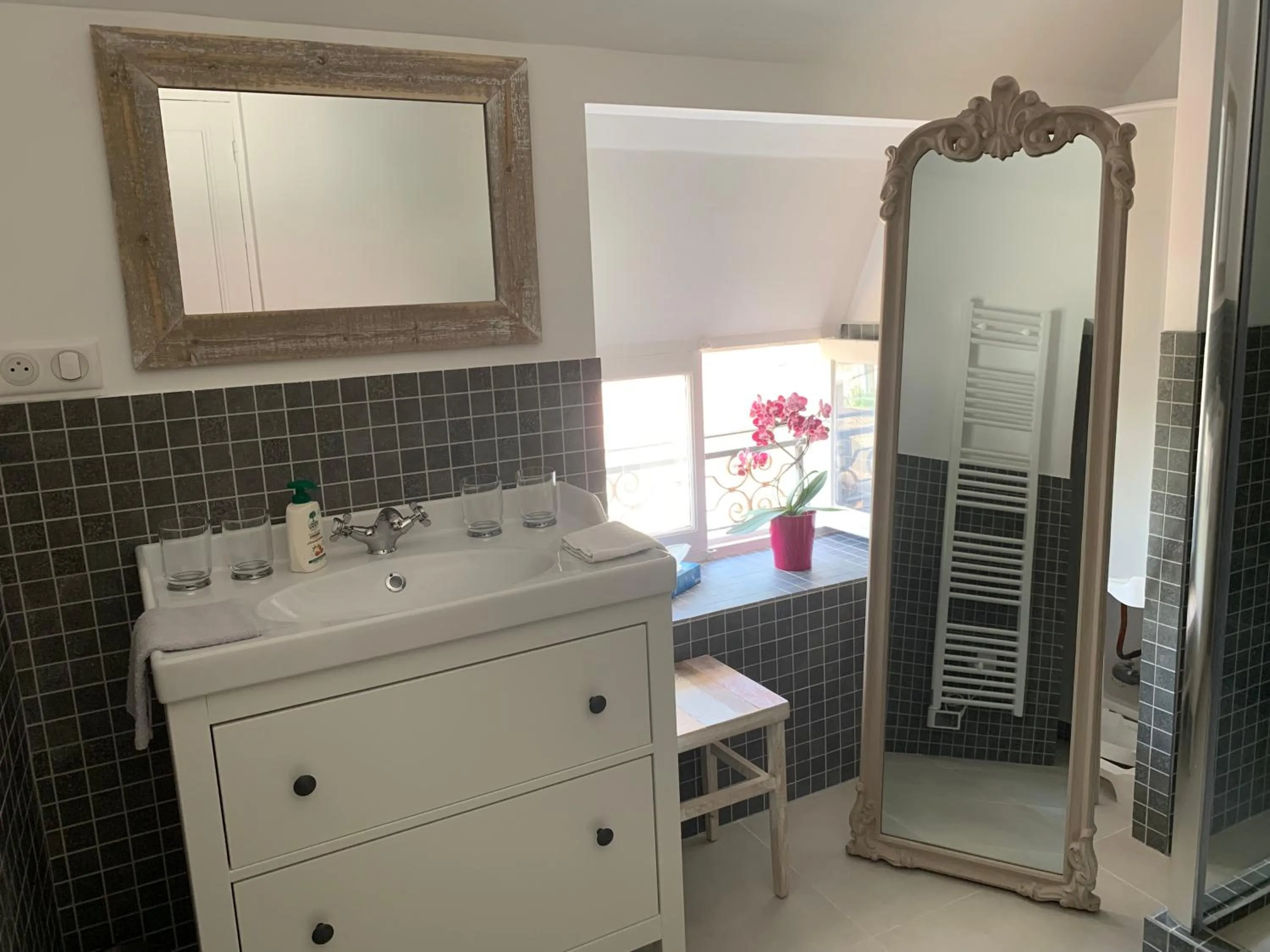 Bathroom in Le Moulin Bleu