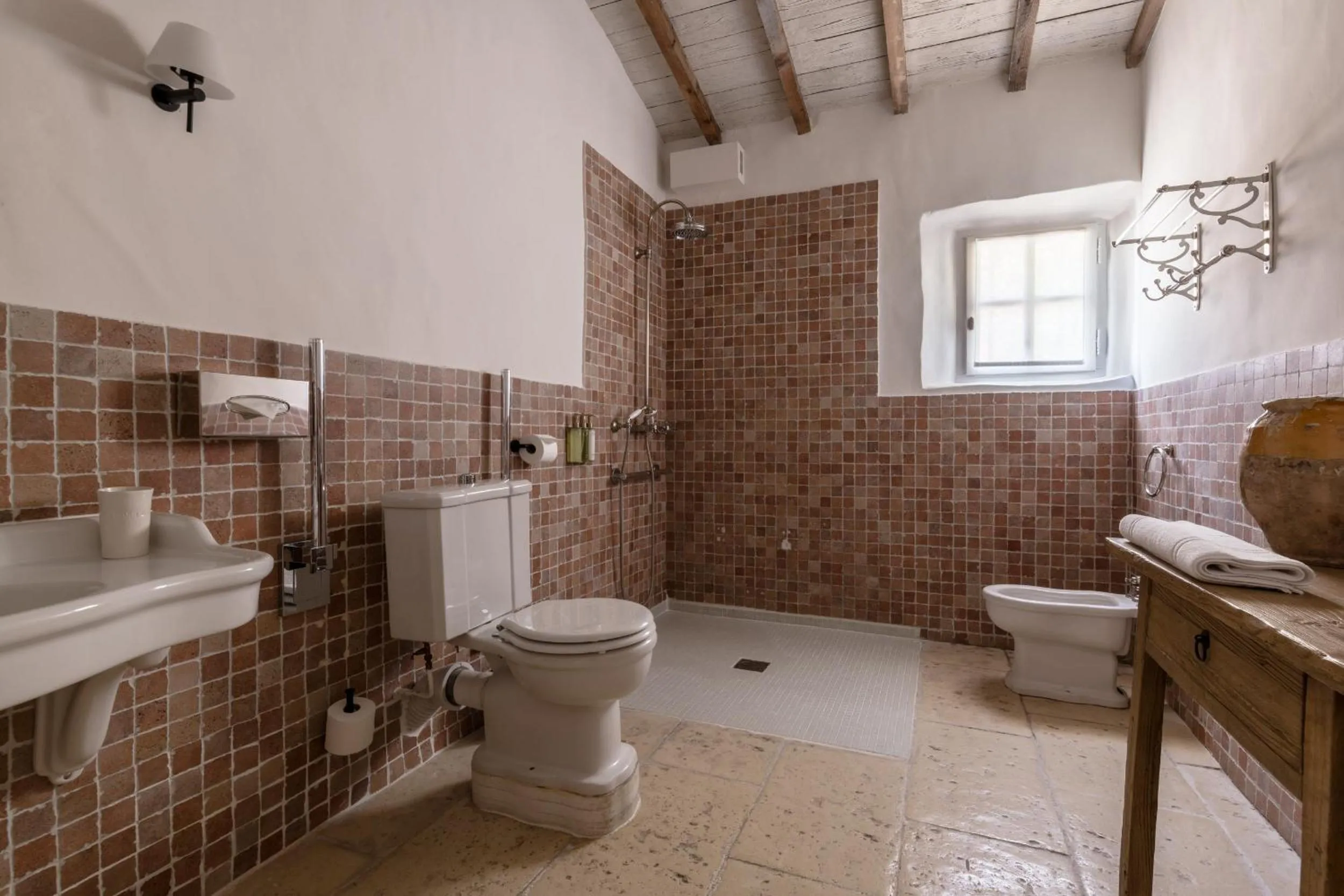 Bathroom in Les Petites Maisons - Hameau des Baux