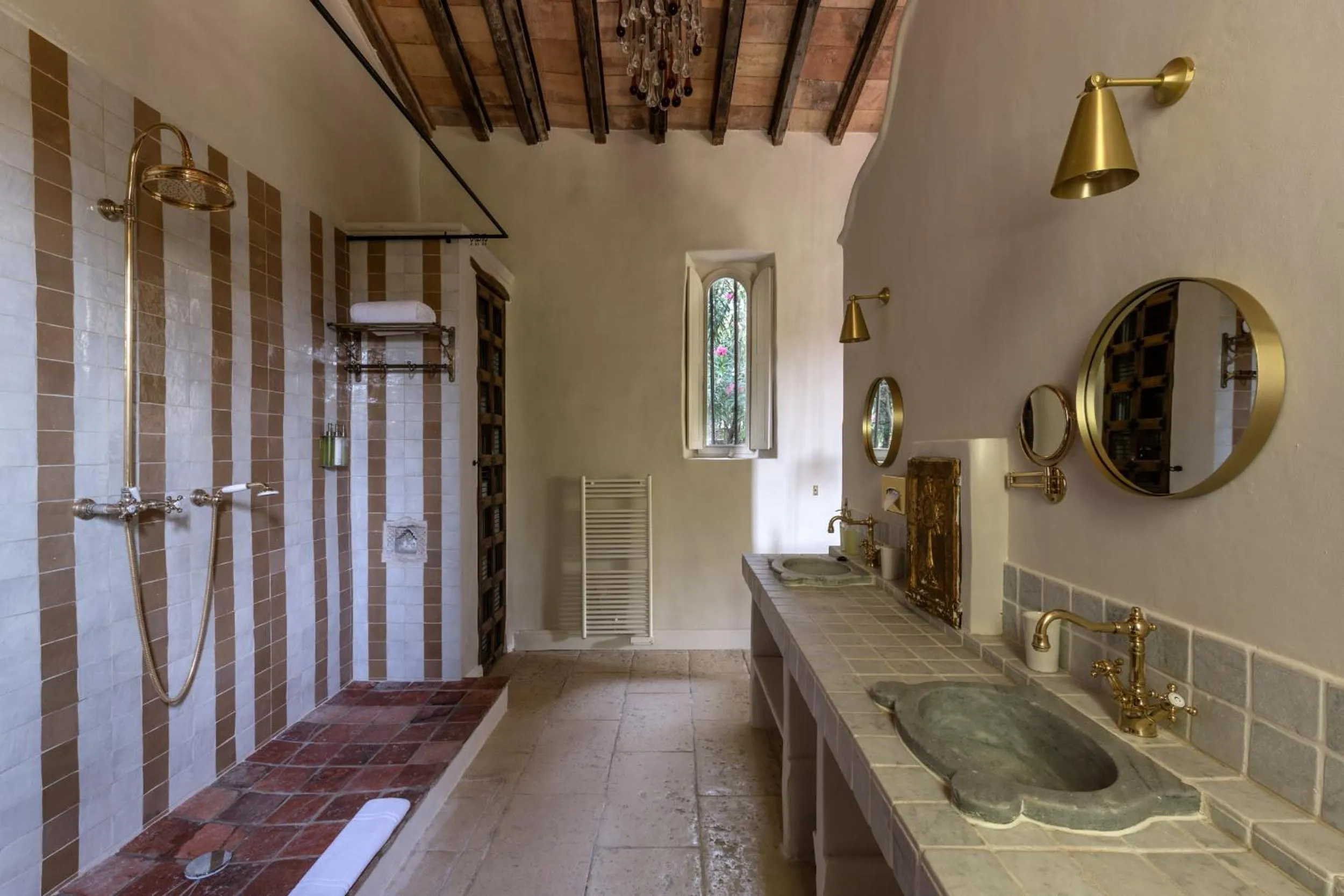 Bathroom in Les Petites Maisons - Hameau des Baux