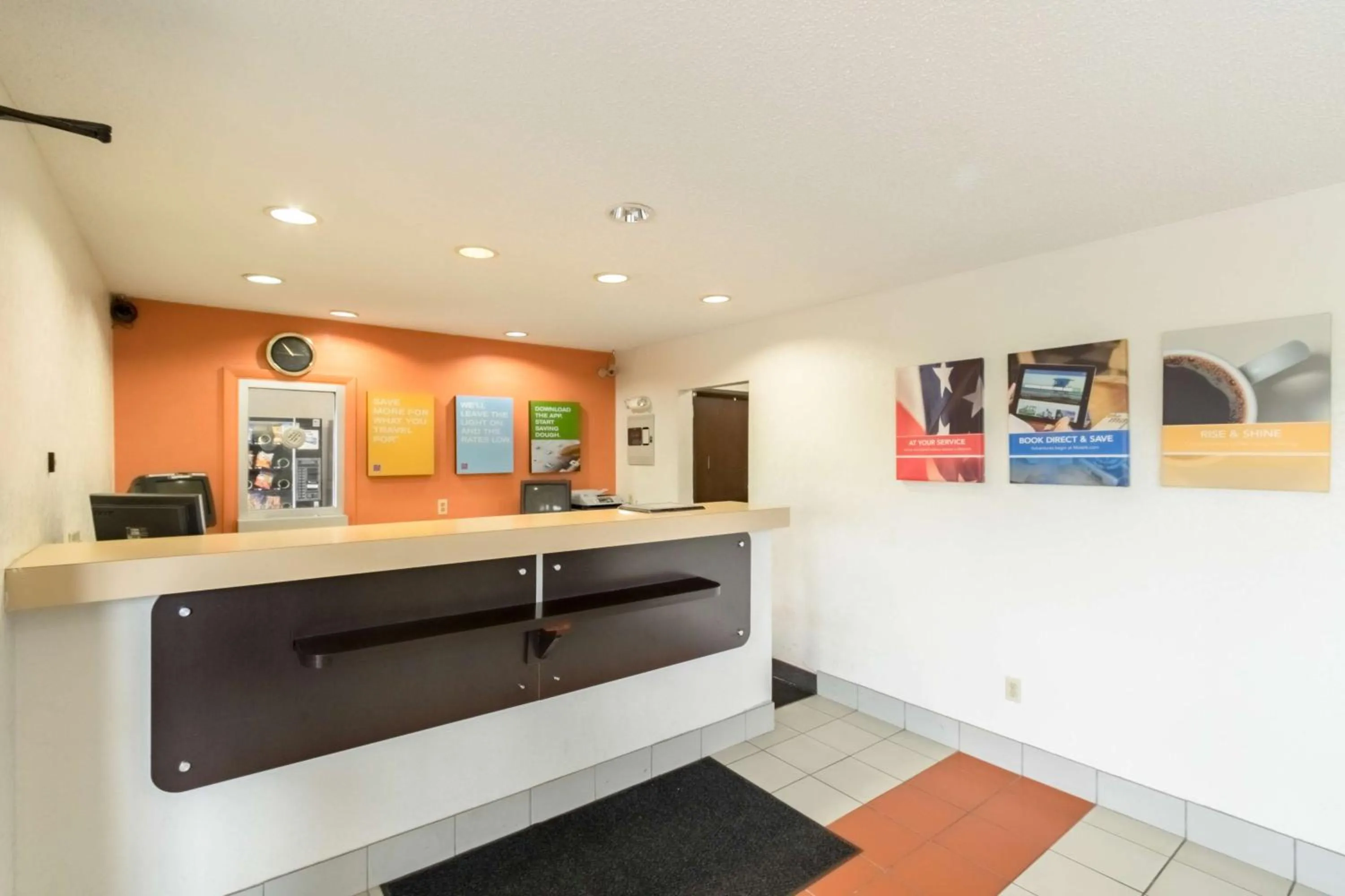 Lobby or reception in Motel 6-Crawfordsville, IN