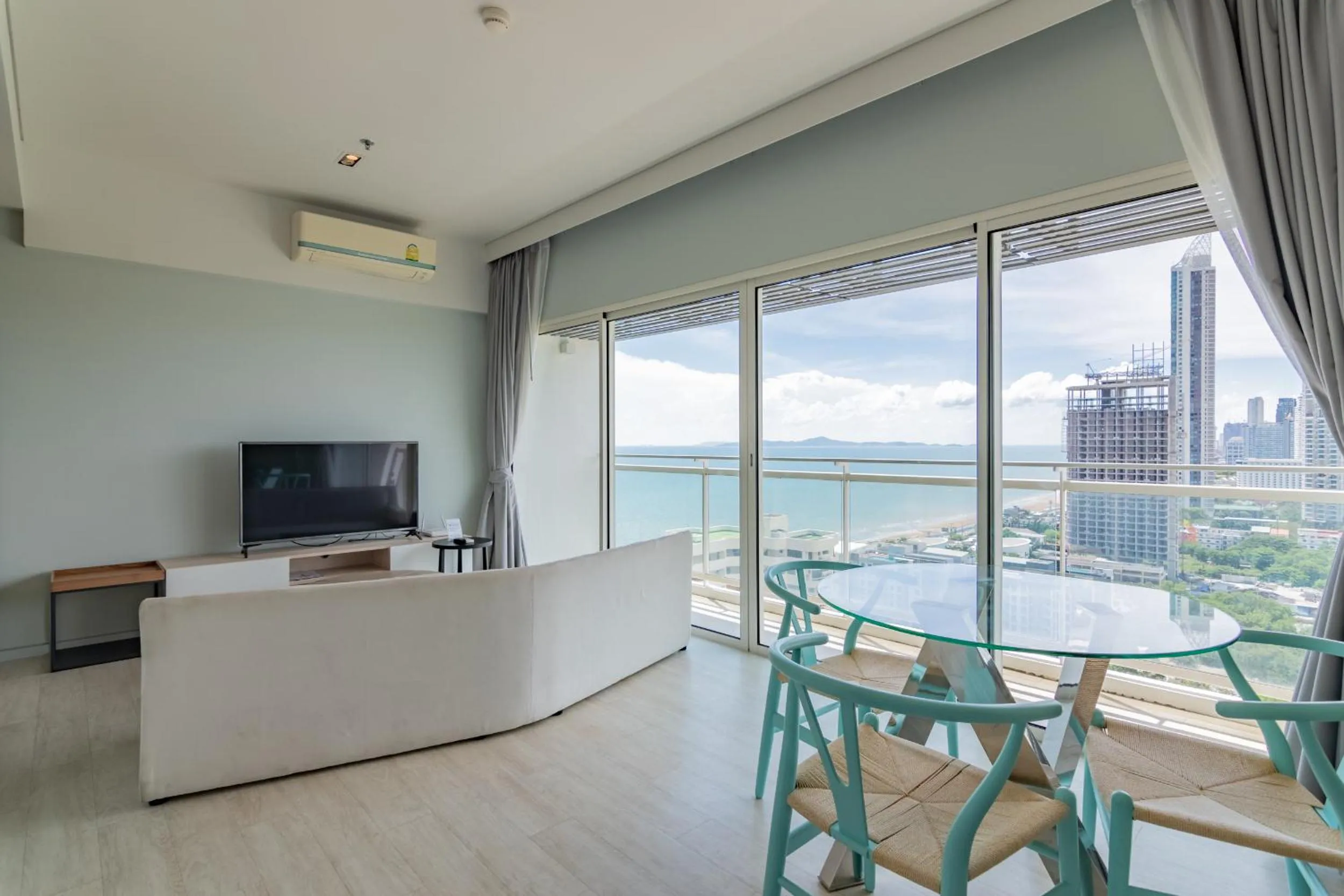 Pattaya Holiday at Veranda Residence Pattaya