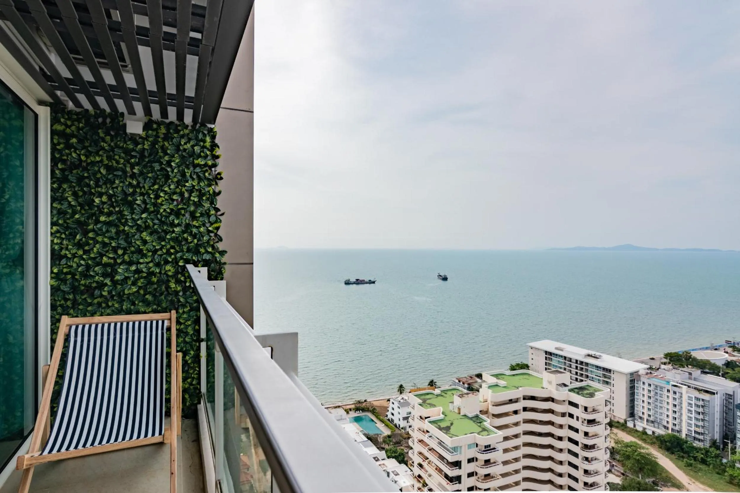 Pattaya Holiday at Veranda Residence Pattaya