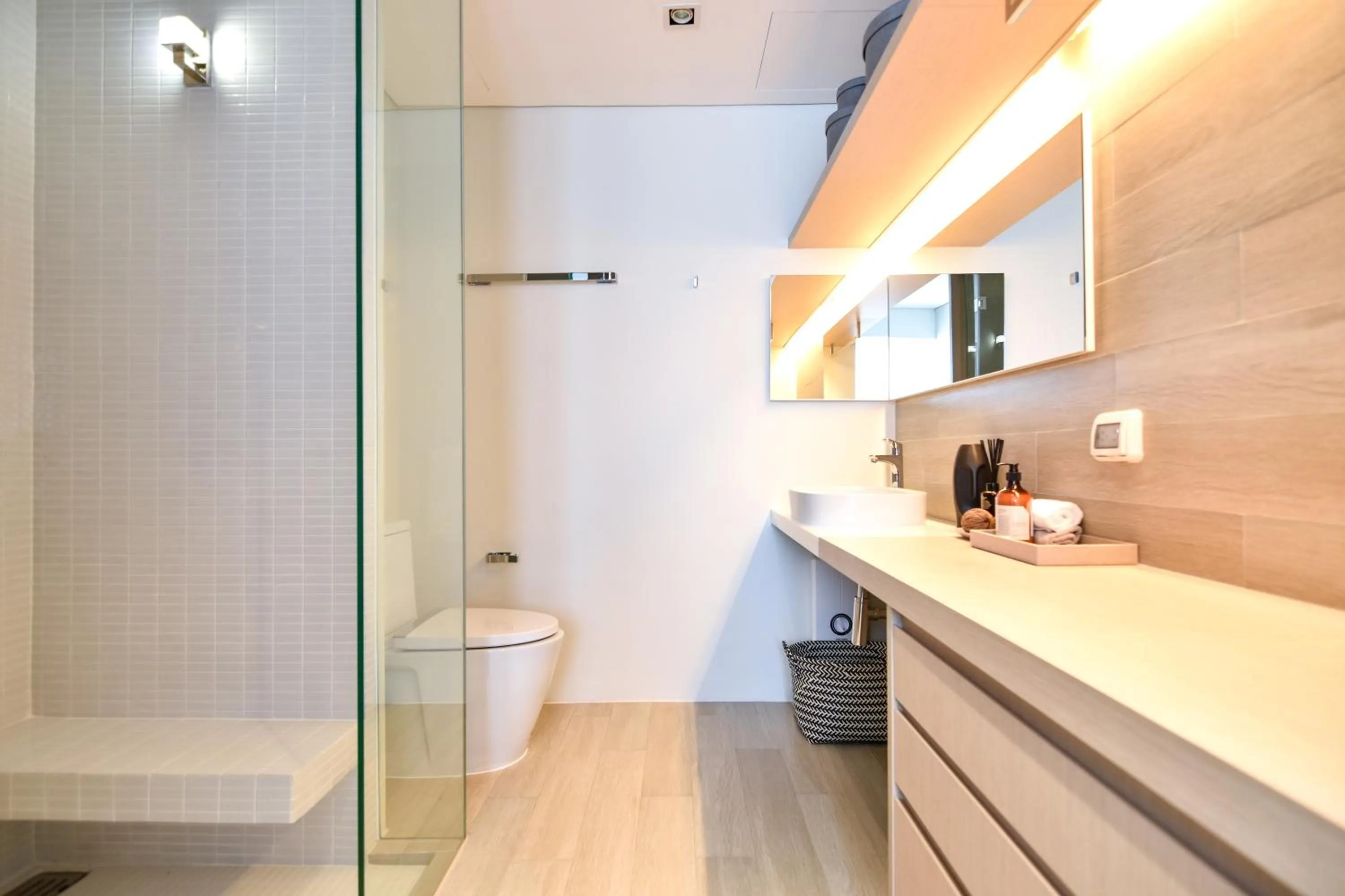 Shower in Pattaya Holiday at Veranda Residence Pattaya